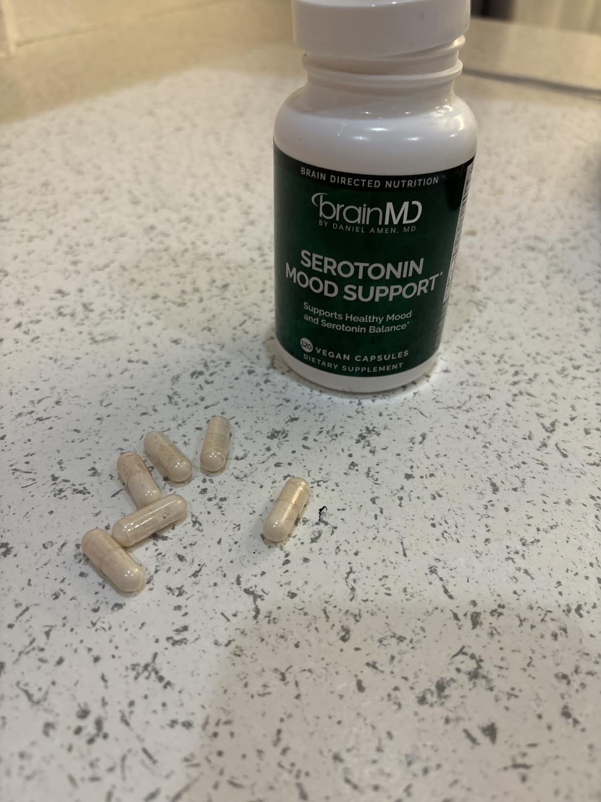 BRAINMD Dr Amen Serotonin Mood Support - 120 Capsules - Supports Healthy Serotonin Balance - Gluten Free - 30 Servings customer photo 1