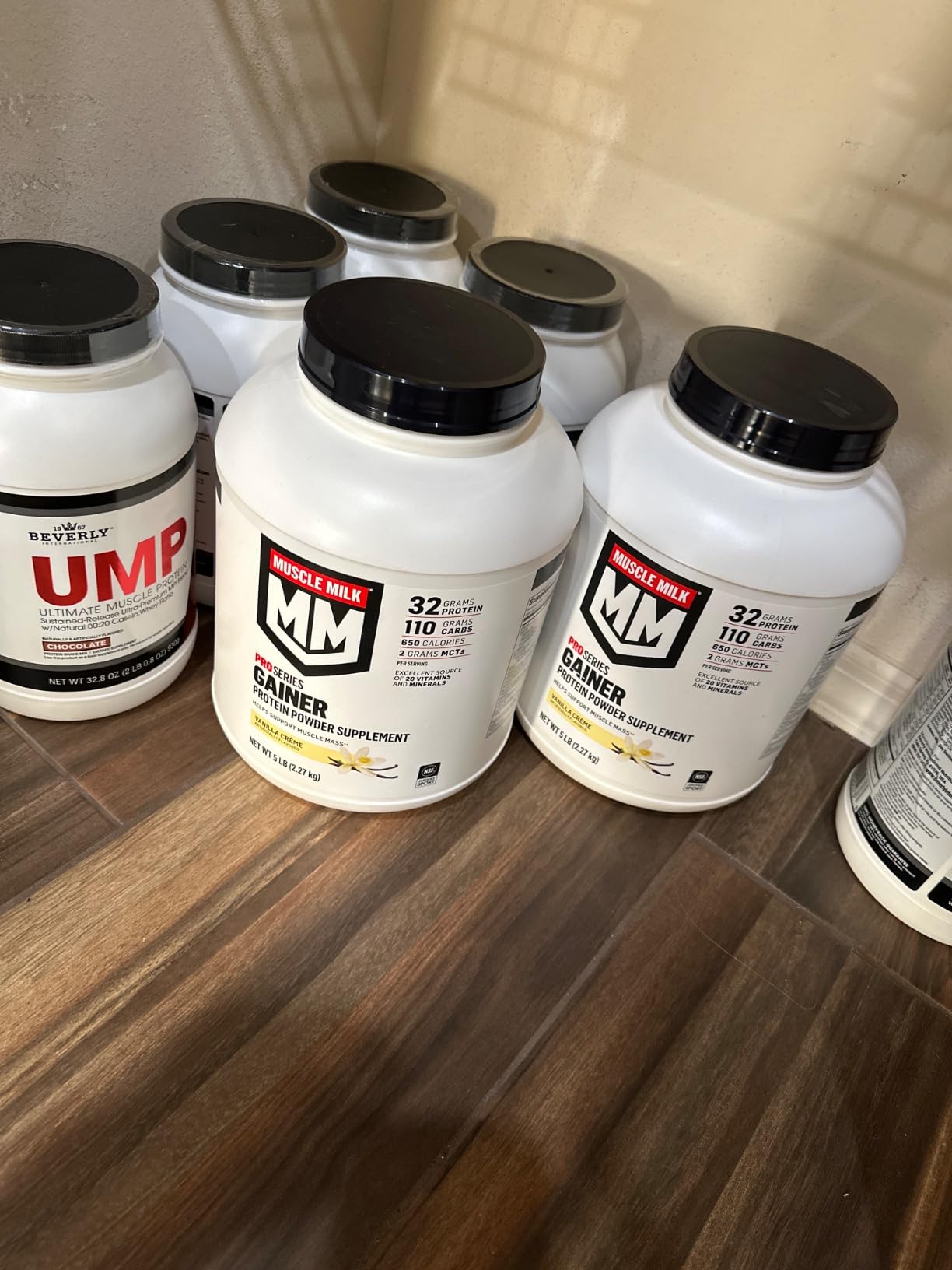 Muscle Milk Gainer Protein Powder, Vanilla Creme, 32g Protein, 5 Pound customer photo 1