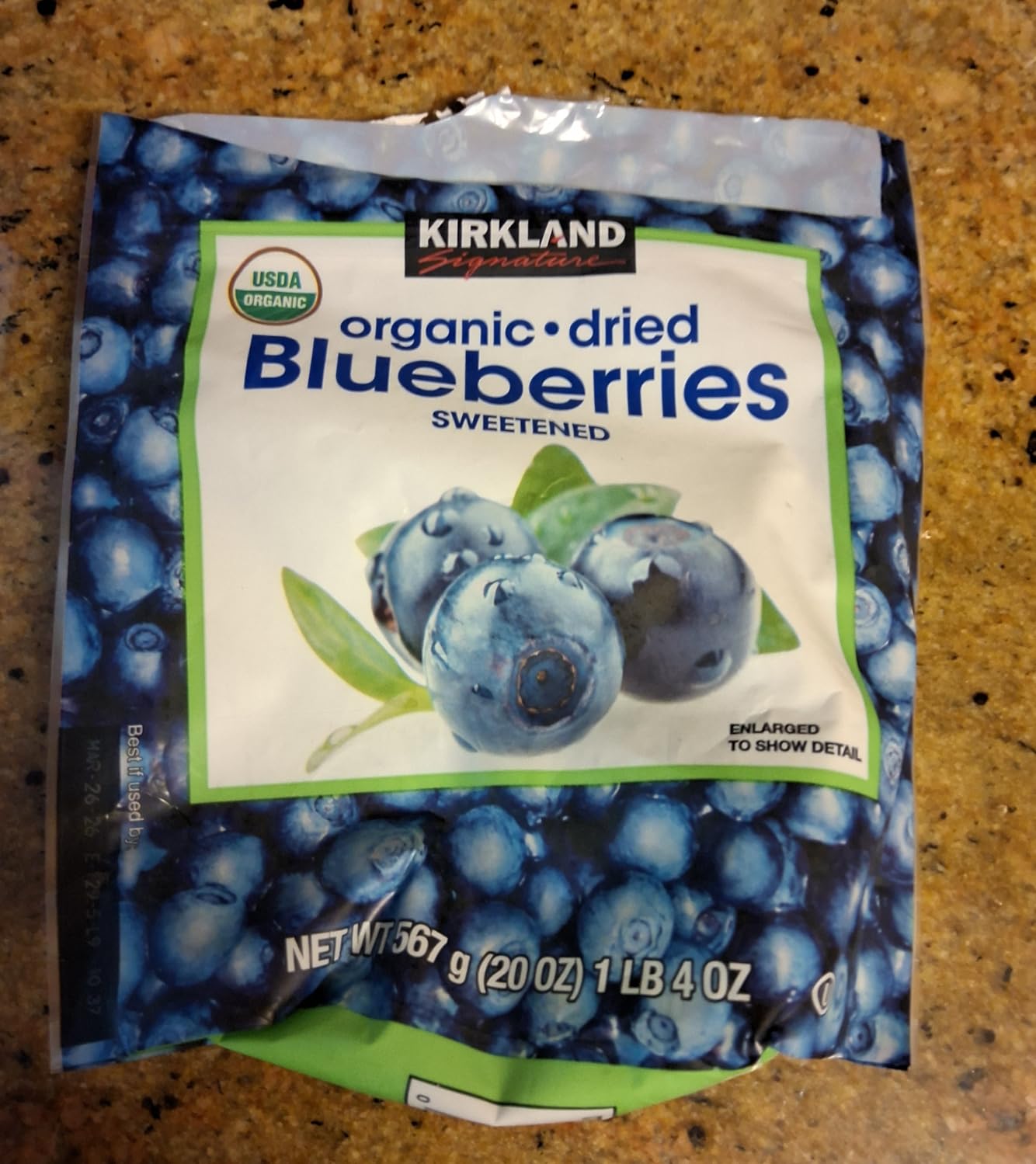 Kirkland Signature Whole Dried Blueberries - 567g customer photo 1