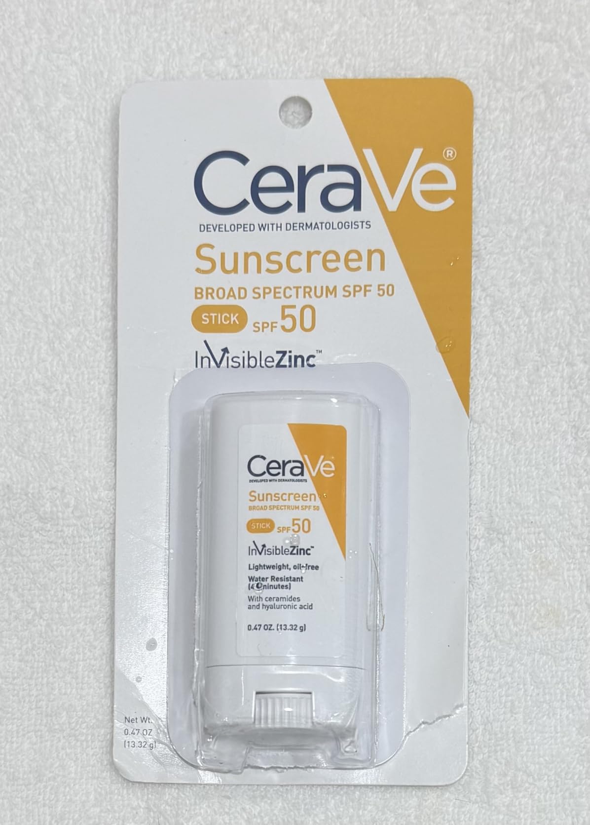 CeraVe Mineral Sunscreen Stick SPF 50, Broad Spectrum SPF + Hyaluronic Acid + Ceramides, Titanium Dioxide & Zinc Oxide, 100% Mineral Face Sunscreen Stick, Fragrance Free & Oil Free customer photo 1
