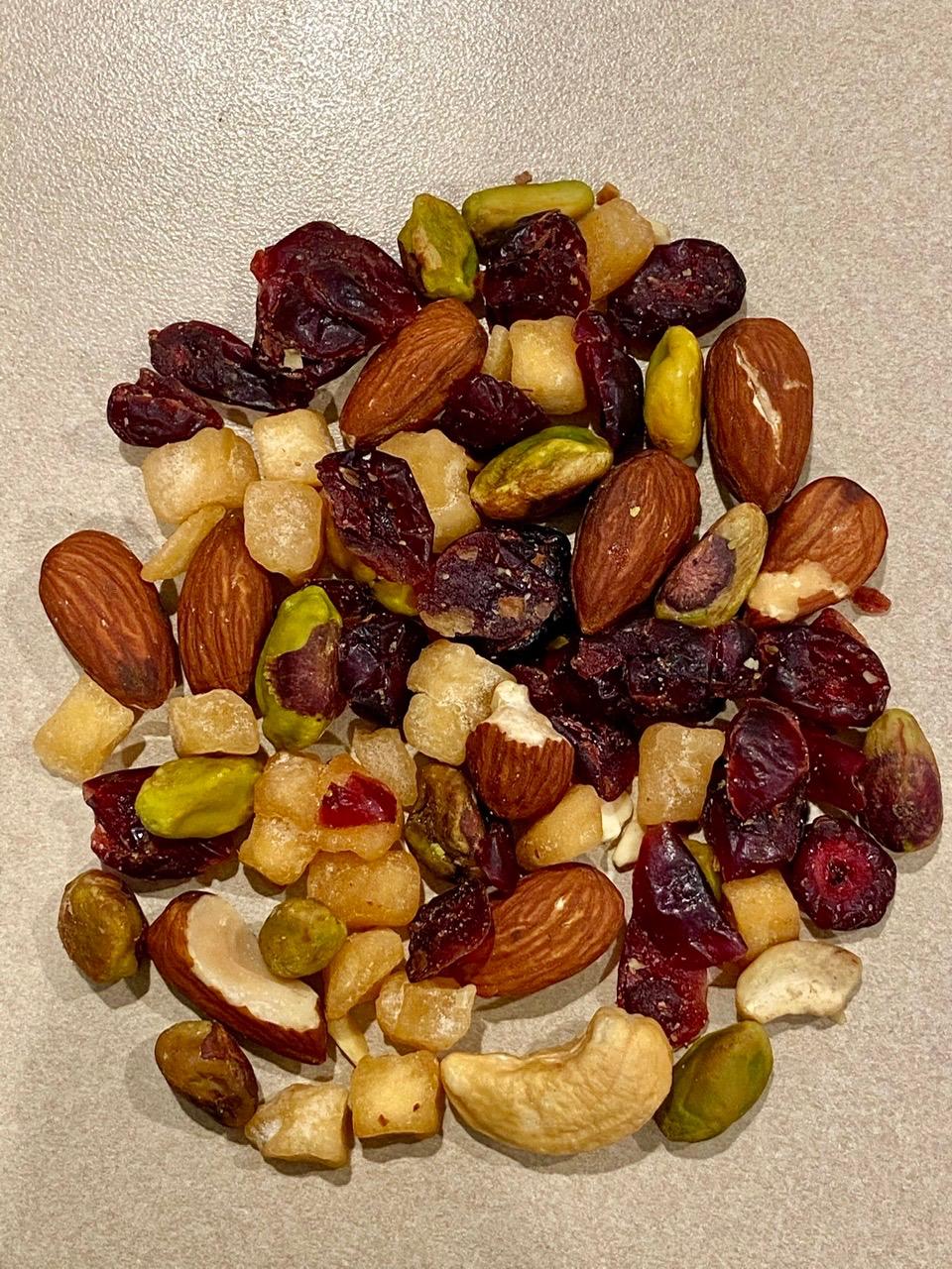 Sahale Snacks Classic Fruit and Nut Trail Mix, 1.5 Oz Grab & Go Bags (18 Packs) - Non-GMO, Kosher, Certified Gluten-Free Snacks customer photo 1