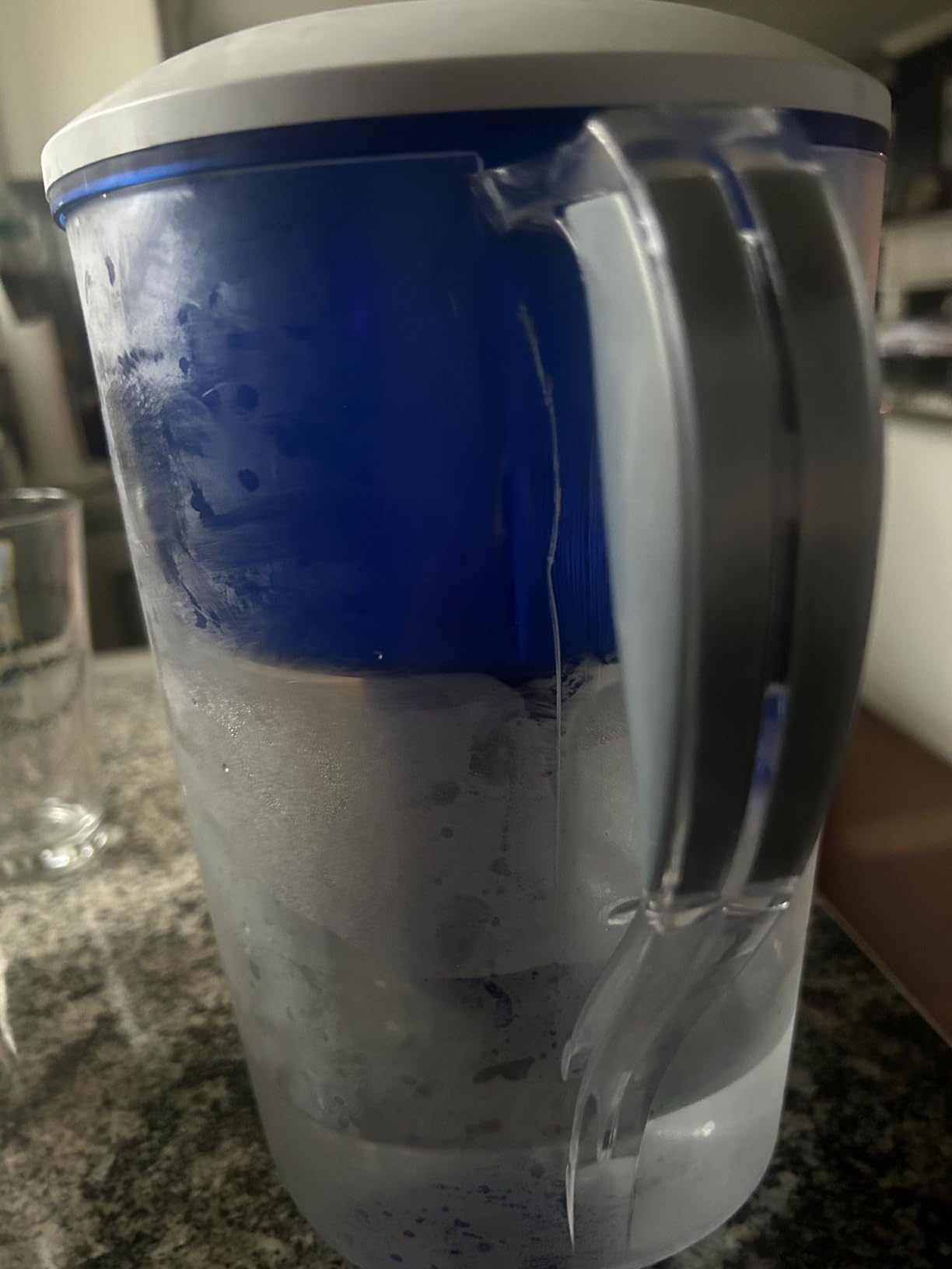 PUR 11-Cup Water Pitcher, 1 Filter, Cleaner, Great-Tasting Water, Dishwasher Safe, Powerful Filtration, Filter Change Light Indicator, LockFit Cap Design, White customer photo 2