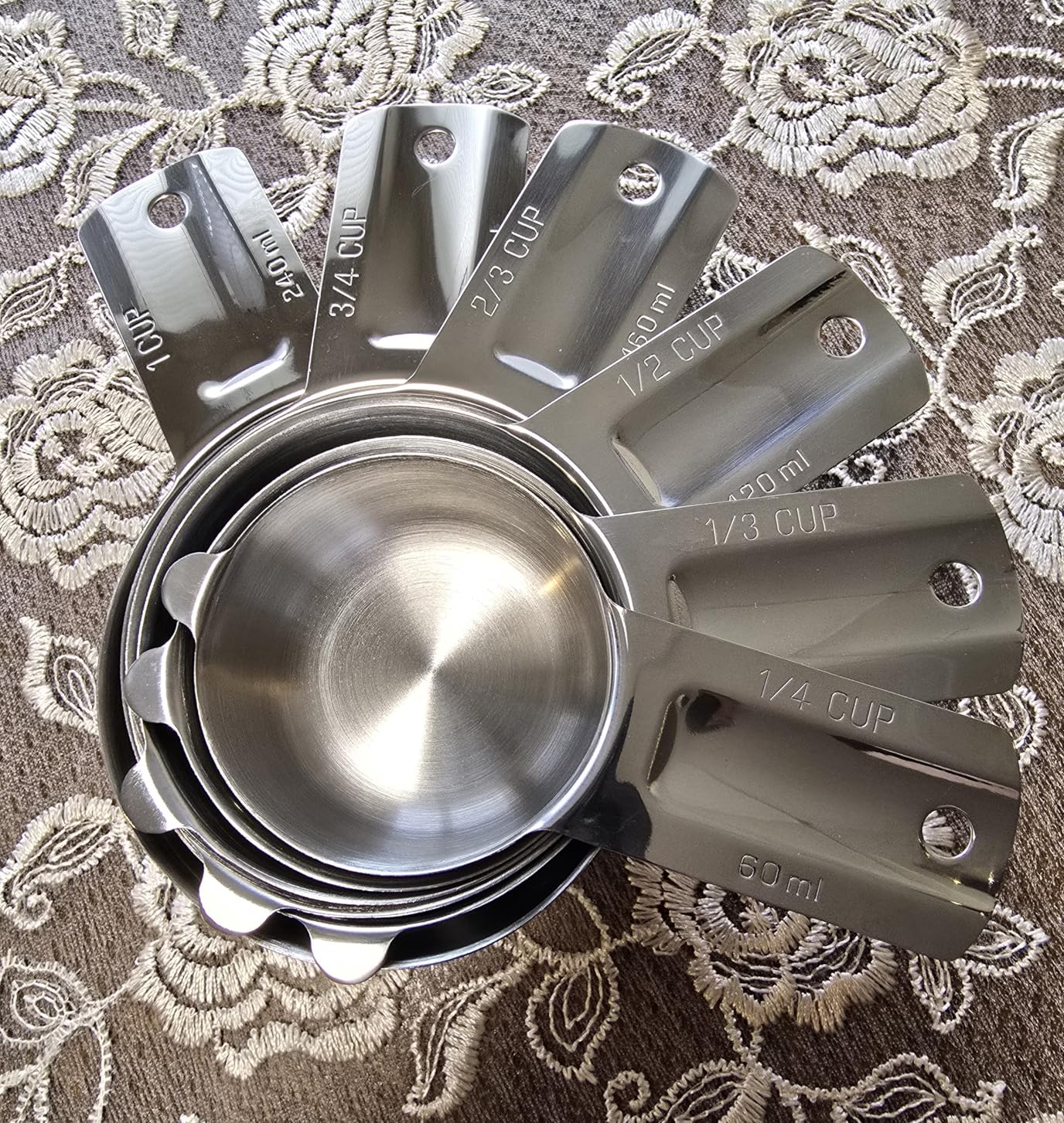Bellemain One-Piece Stainless Steel Measuring Cups Set of 6 - Nesting Metal Measuring Cups for Kitchen - Dry & Liquid Measurements (ML & OZ) customer photo 2