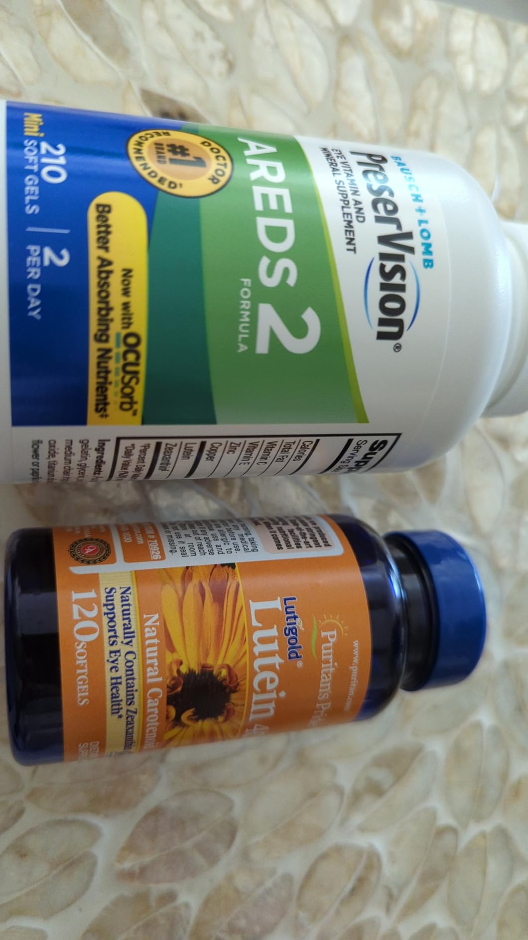 Puritan's Pride Premium Lutigold Lutein Carotenoid 40mg with Zeaxanthin for Men and Women, Dietary Supplement for Eye Health Support, 120 Easy-to-Swallow Softgels customer photo 2