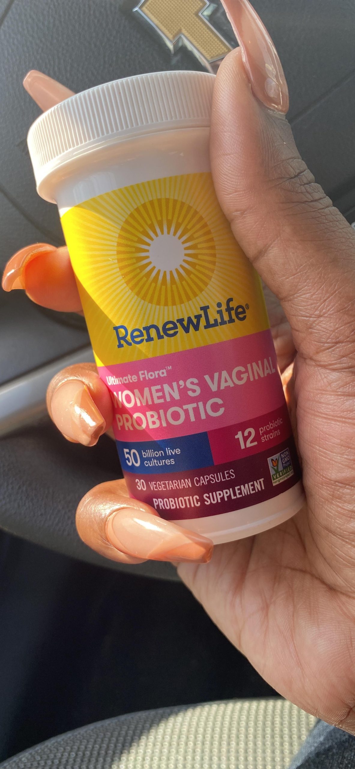 Renew Life Women's Probiotic Capsules, Supports pH Balance for Women, Vaginal, Urinary, Digestive and Immune Health, L. Rhamnosus GG, Dairy, Soy and Gluten-Free, 90 Billion CFU - 60 Ct customer photo 2
