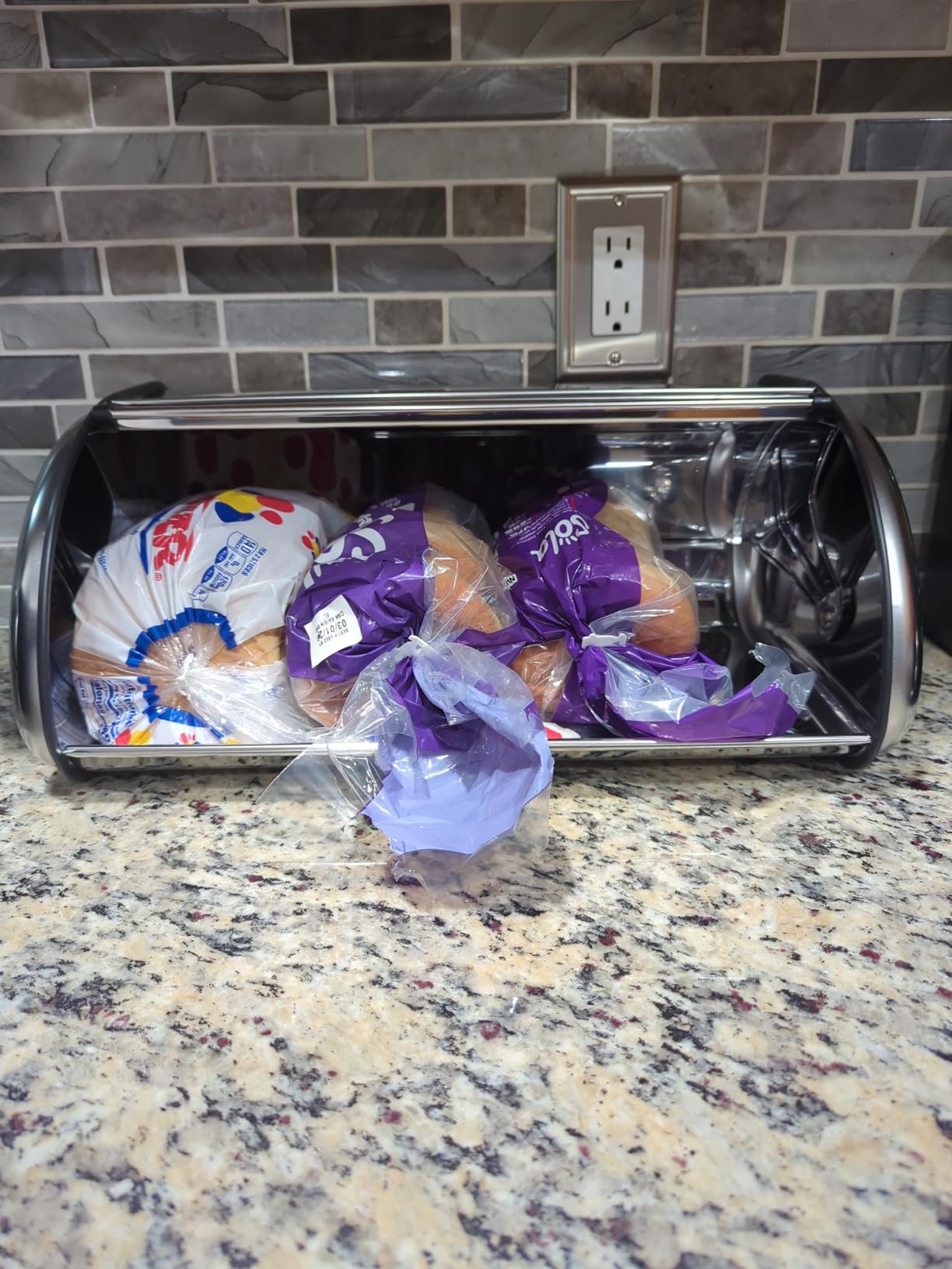 HOME IT Stainless Steel Bread Box for Kitchen Countertop, Large Bread Storage Bin with Roll Top Lid, Keeper for Loaf, Bagels & Pastries, Metal, 16.5 x 10 x 8 Inch customer photo 1