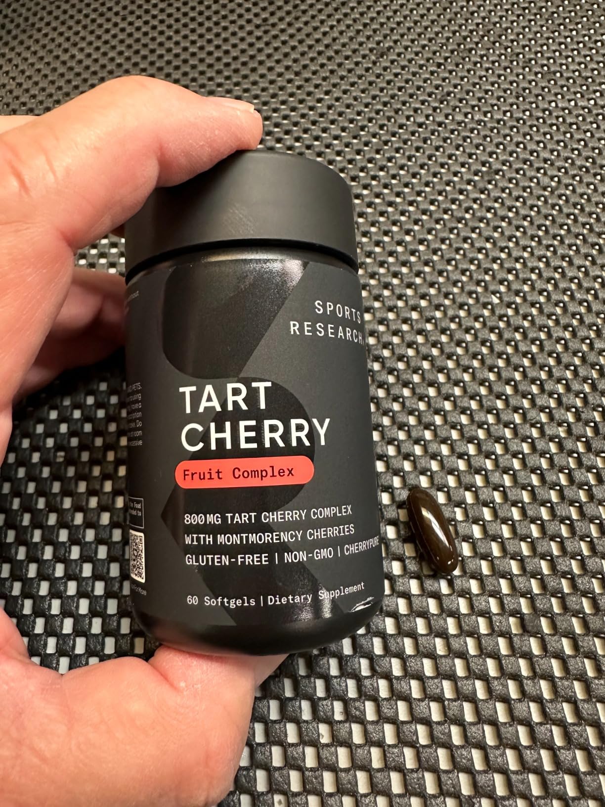 Sports Research Tart Cherry Capsules - Made from Montmorency Tart Cherries - Non-GMO & Gluten Free - 60 Liquid Softgels customer photo 1