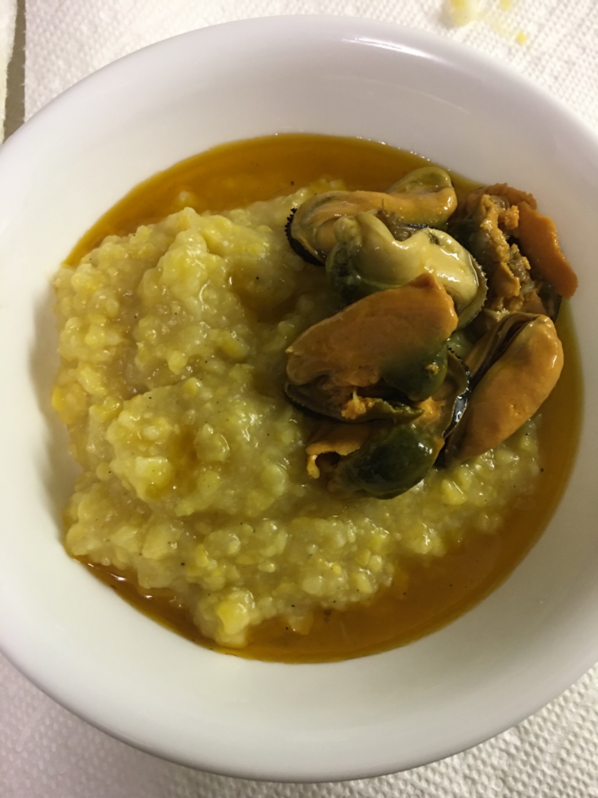 Matiz España Mussels in Extra Virgin Olive Oil & Apple Cider Vinegar | 3.92 oz. - 1 Pack | Handcrafted in Galicia, Spain | Sustainably Cultivated Mussels with Spices customer photo 2