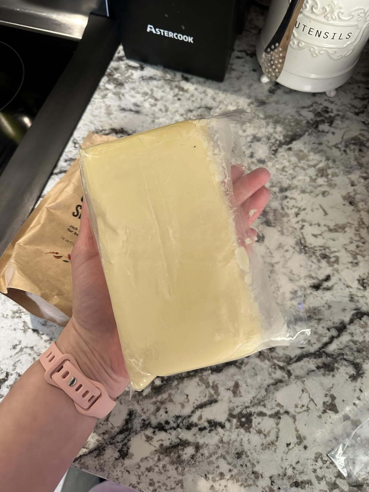 Raw Shea Butter - 100% Pure Unrefined African Shea Butter | Deep Moisturizer for Dry Skin, Hair & Scalp | DIY Body Butter, Lip Balm & Soap Base | Smoky Scent (8 oz Block) customer photo 1