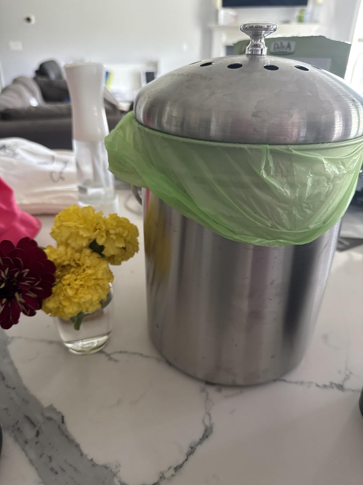 Utopia Kitchen Countertop Compost Bin Kitchen with Charcoal Filter -1.3gallon Stainless Steel Kitchen Compost Bin Countertop - Ideal Kitchen Essentials or Small Composter for Under The Sink Trash customer photo 2