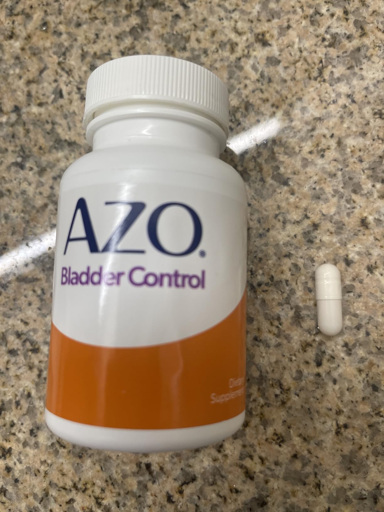 AZO Bladder Control with Go-Less Daily Supplement, Helps Reduce Occasional Urgency, leakage due to laughing, sneezing and exercise, 72 Capsules customer photo 1