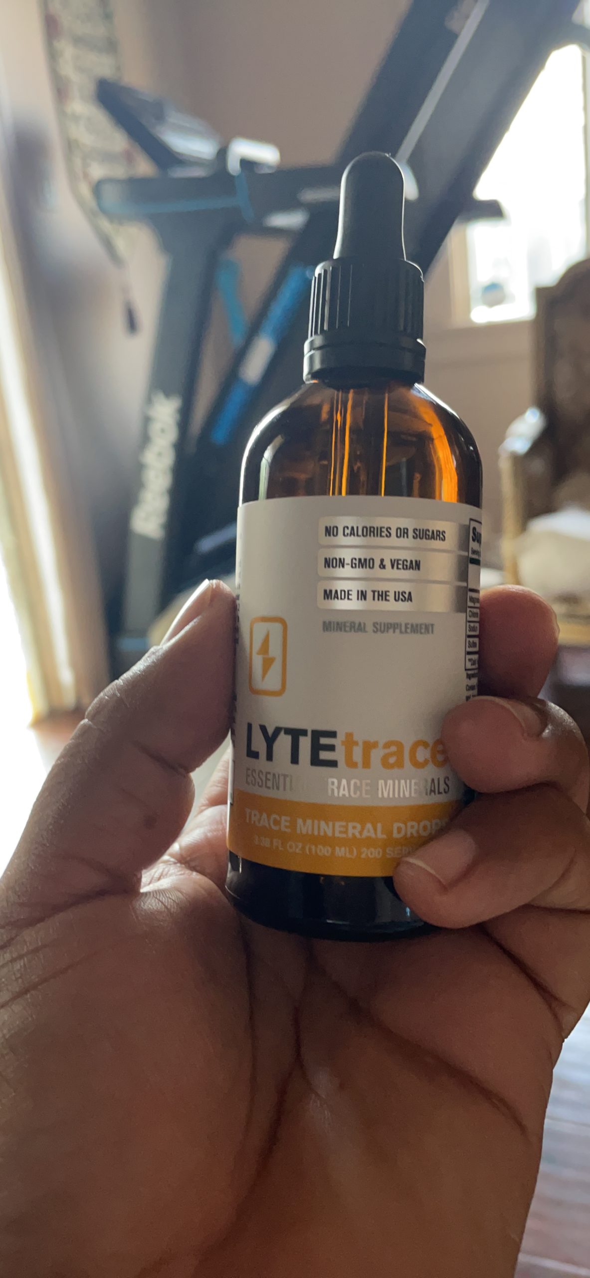 LyteLine Trace Mineral Drops 100ml x 200 Servings - Max-Absorption Ionic Natural Low Sodium Trace Minerals Concentrate to Balance the Body's pH - Non-GMO, Vegan, Kosher, and Keto Friendly customer photo 1