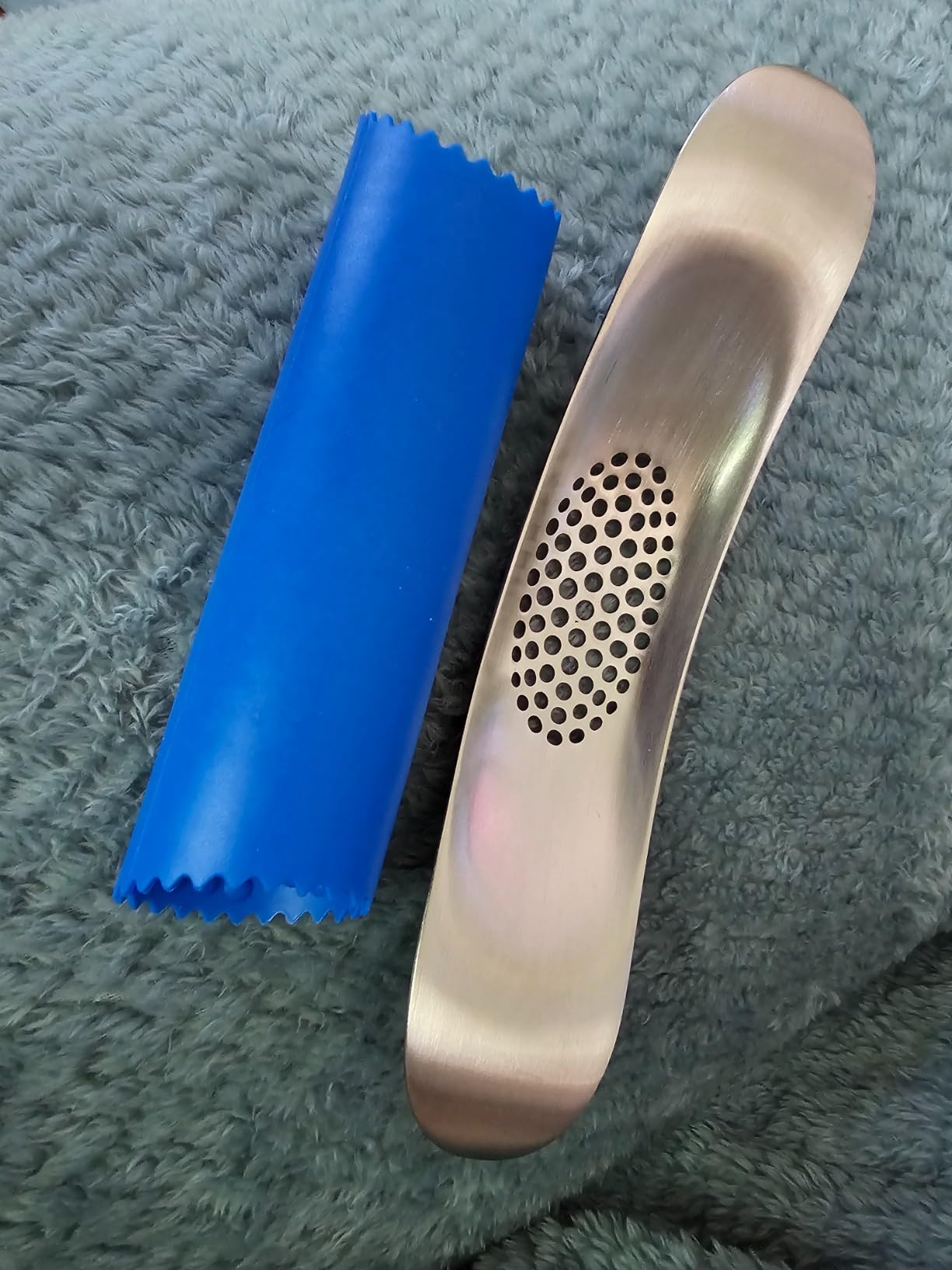Joseph Joseph Garlic Rocker Crusher Mincer Press Dishwasher Safe, Stainless Steel customer photo 2