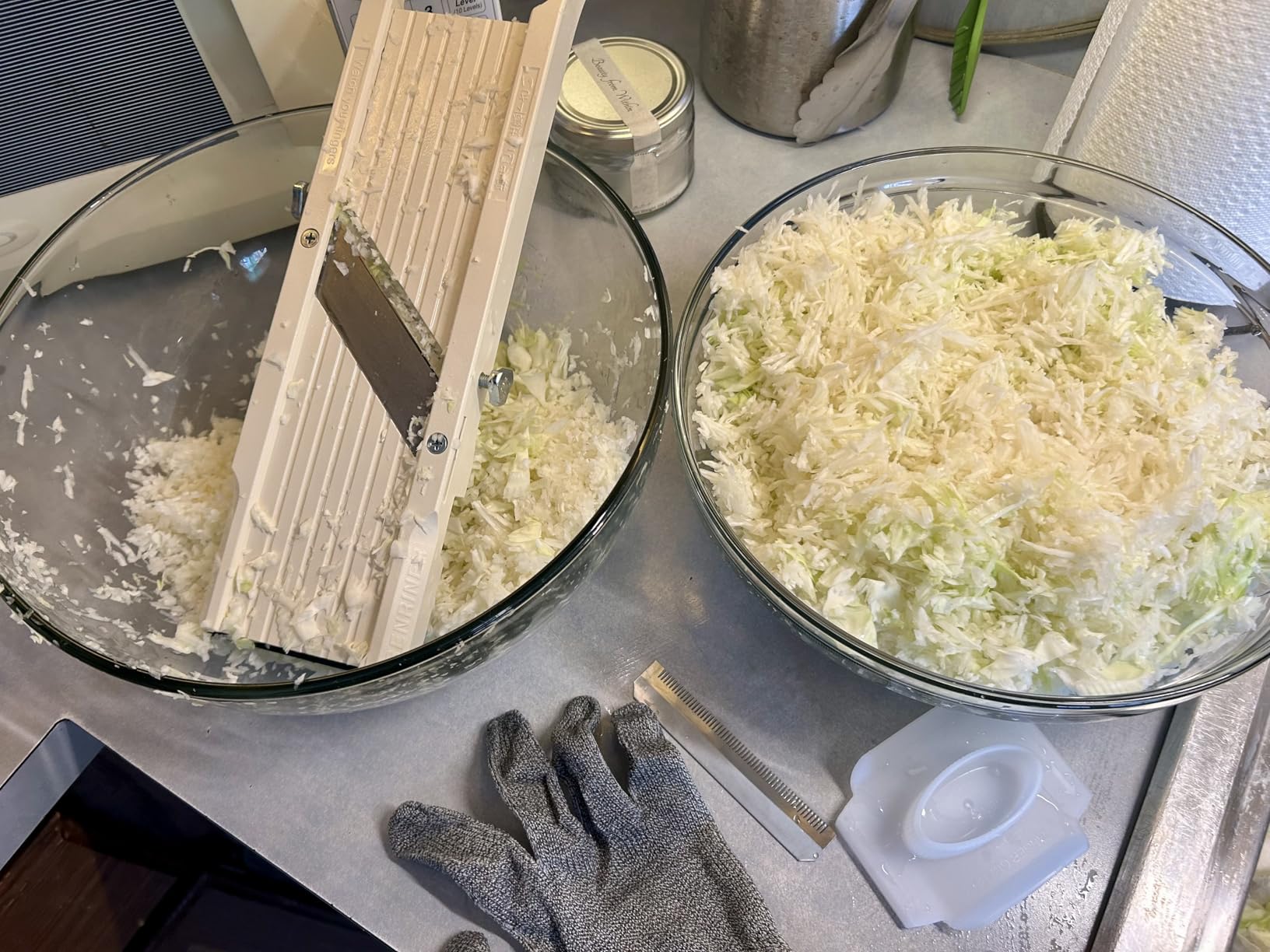Benriner Mandoline Slicer with 4 Blades, Japanese Stainless Steel, BPA Free, 12.75 x 3.625-Inches, Beige customer photo 1