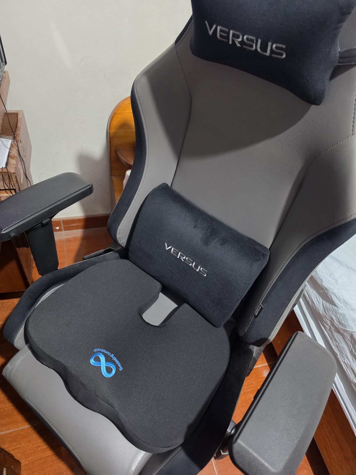 Everlasting Comfort Doctor Recommended Memory Foam Seat Cushion for Office Chairs & Car - Ergonomic Office Desk Accessories - Cushions for Tailbone Pain Relief, Sciatica (Black, Large) customer photo 1