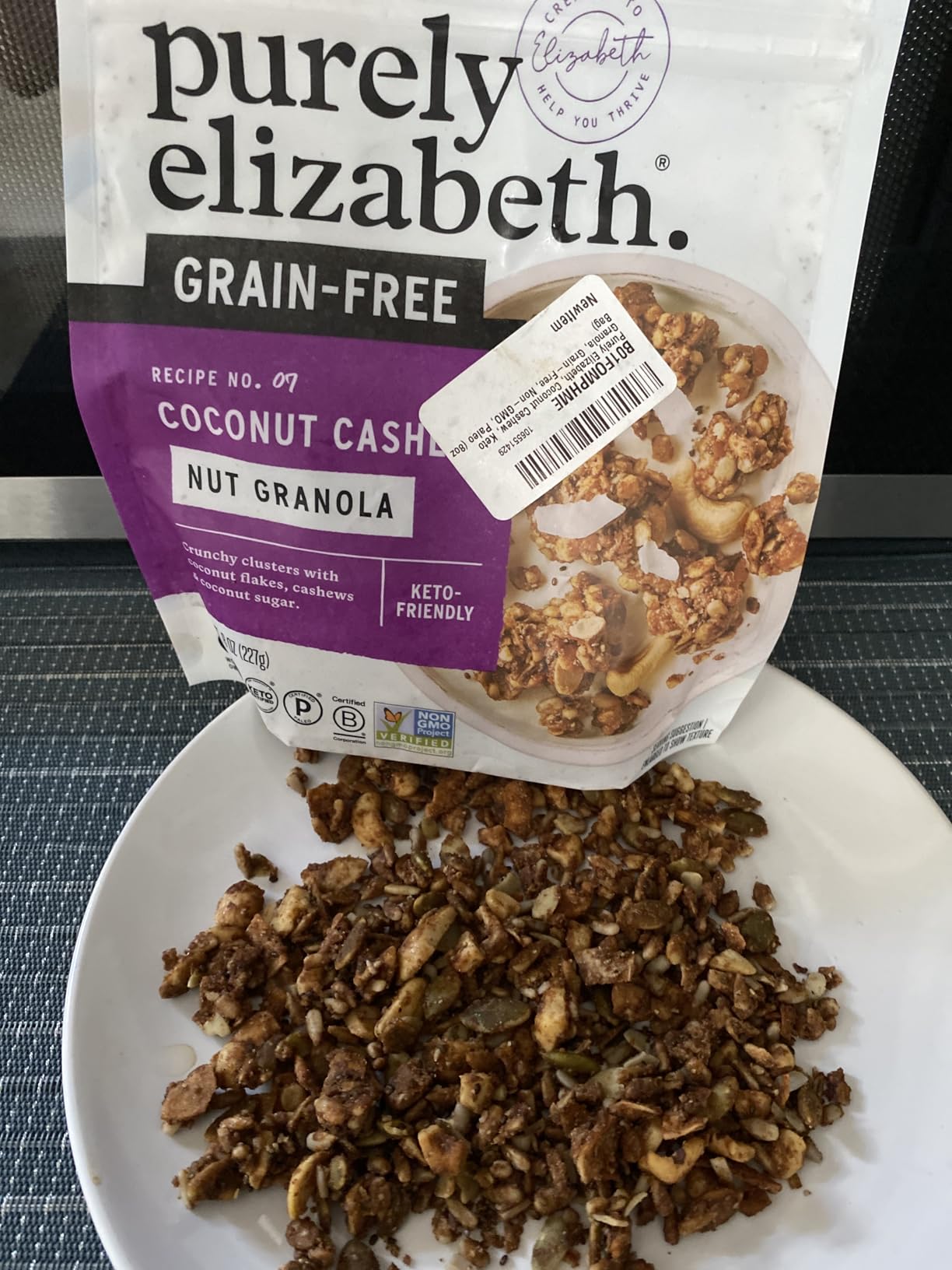 Purely Elizabeth, Coconut Cashew, Keto Granola, Grain-Free, Non-GMO, Paleo (8oz Bag) customer photo 1