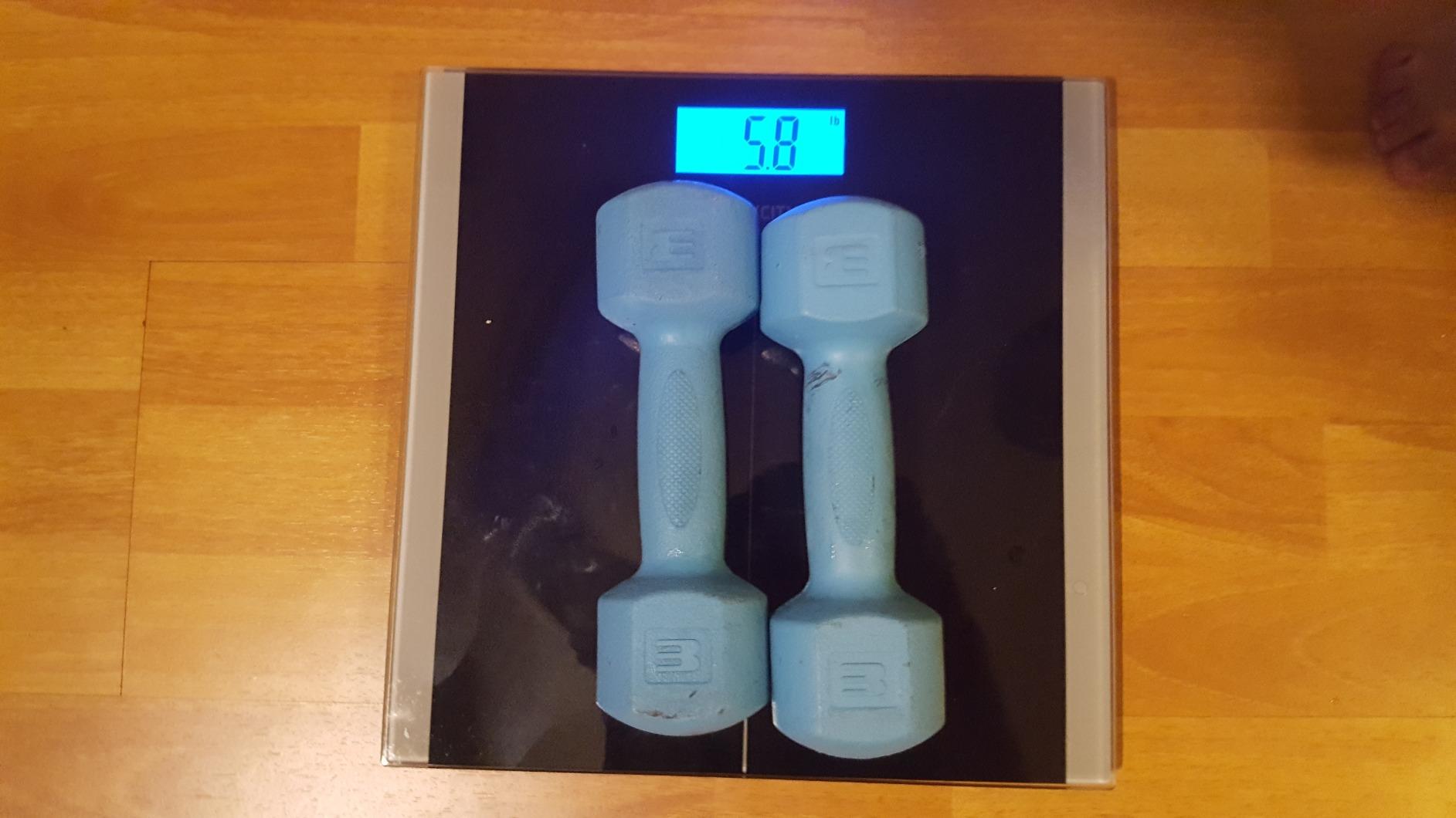Etekcity Digital Body Weight Bathroom Scale, Large Blue LCD Backlight Display, High Precision Measurements, 6mm Tempered Glass, 400 Pounds customer photo 1
