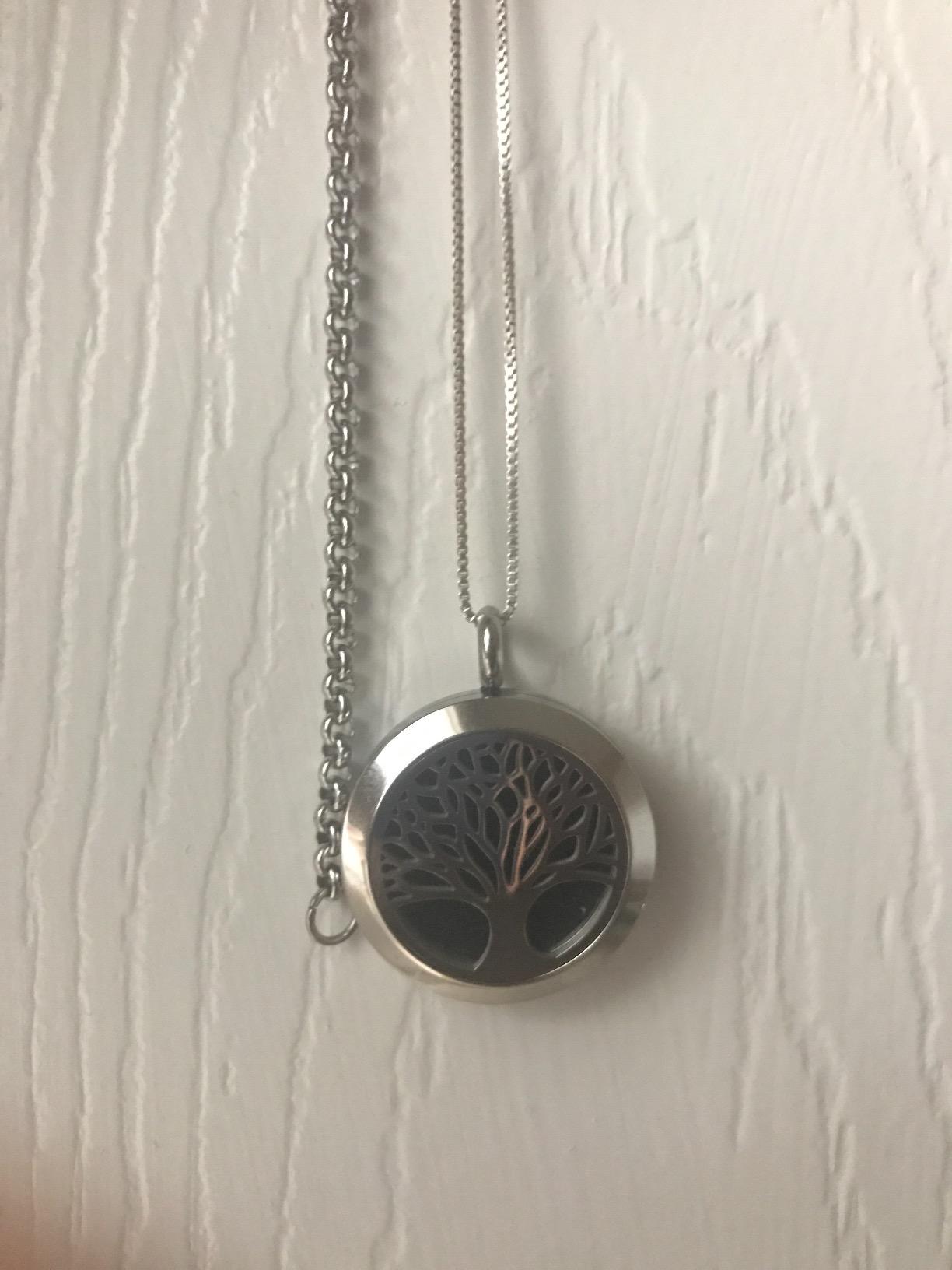 Wild Essentials Tree of Life Essential Oil Diffuser Necklace, Stainless Steel Locket Pendant with 24 inch Chain, 12 Color Refill Pads customer photo 2