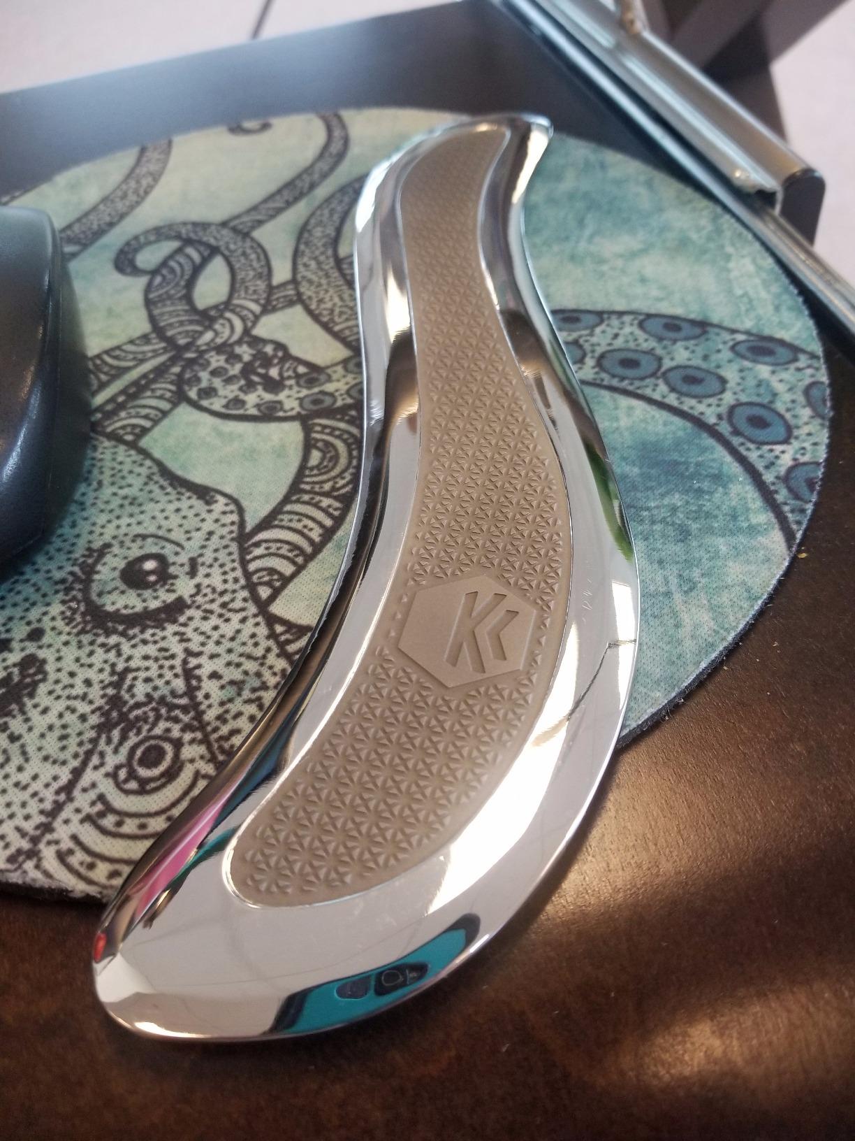 SIDEKICK Echo Muscle Scraper - Steel Gua Sha Tool with Patented Anti-Fatigue Grip - Full Kit Included - Designed for IASTM to Relieve Neck, Shoulder, Back and Muscle Pain customer photo 2