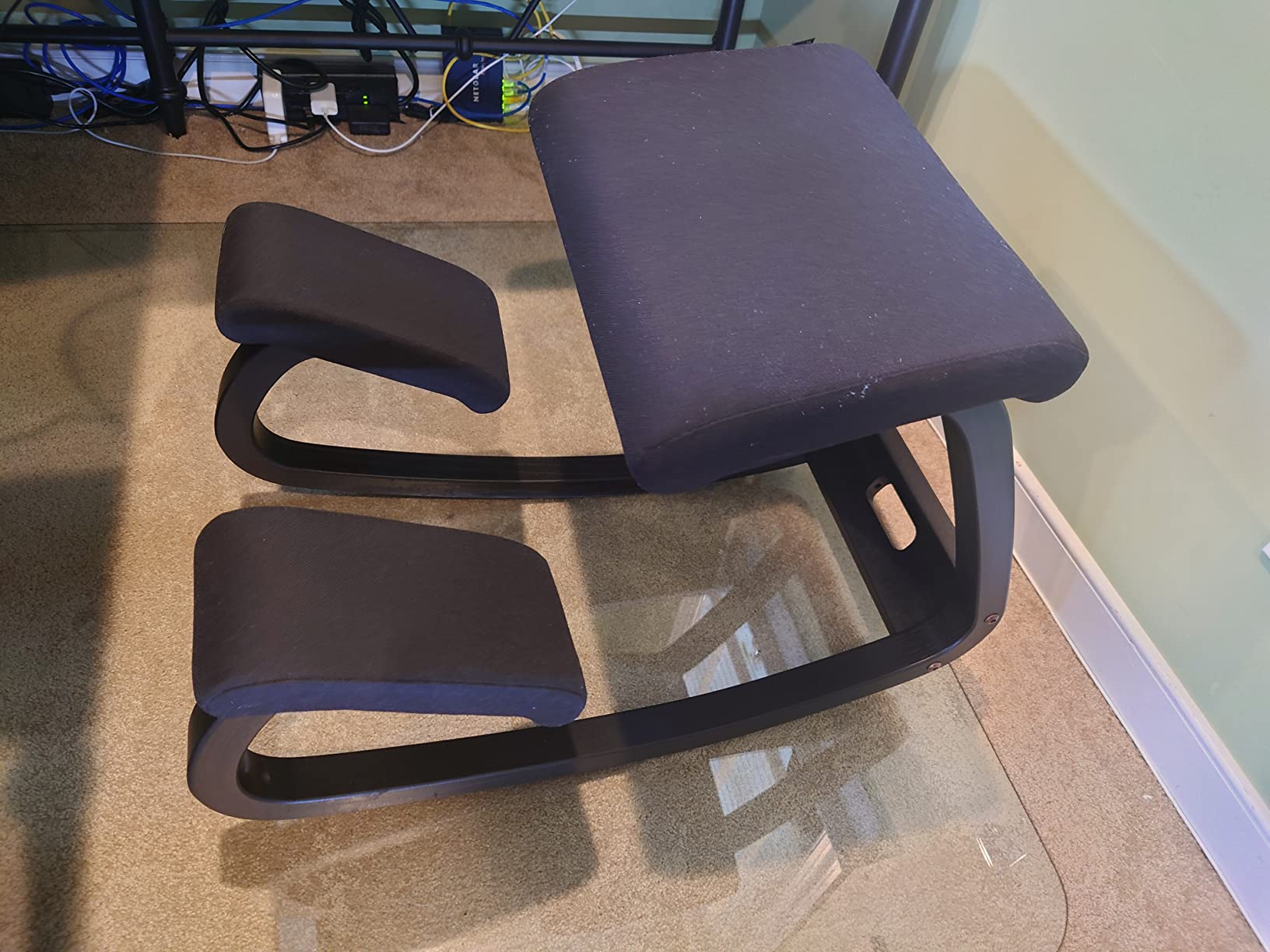 Varier Variable Natural/Grey Ergonomic Office Kneeling Chair for Desk - Back Pain Relief, Rocking Seat for Home, Study & Posture Support - 10 Year Limited Warranty customer photo 2