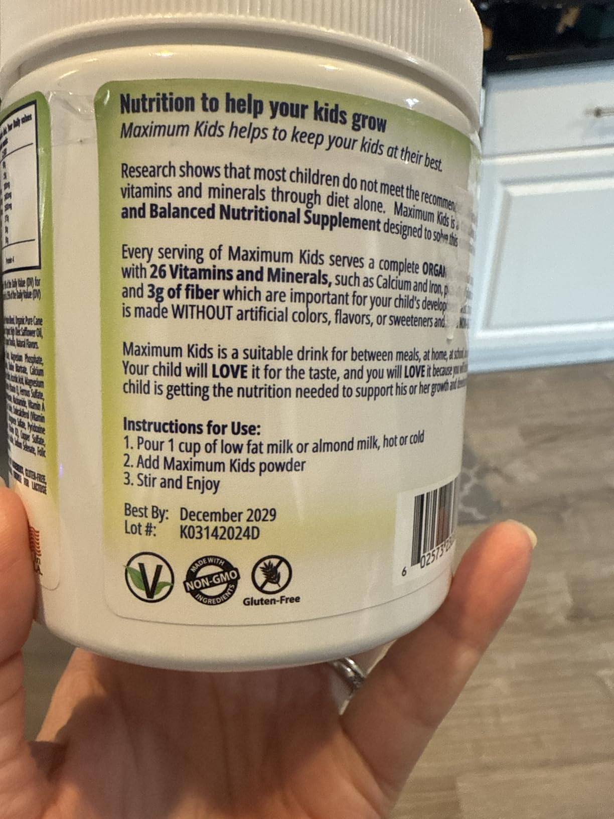 Maximum Kids Complete Organic Powder Mix. Great Tasting, Easy to use, Complete Nutritional Drink with 26 Vitamins and Minerals, 20g of Plant Protein, 3g of Fiber. Kid Tested. Parents Approved. customer photo 2