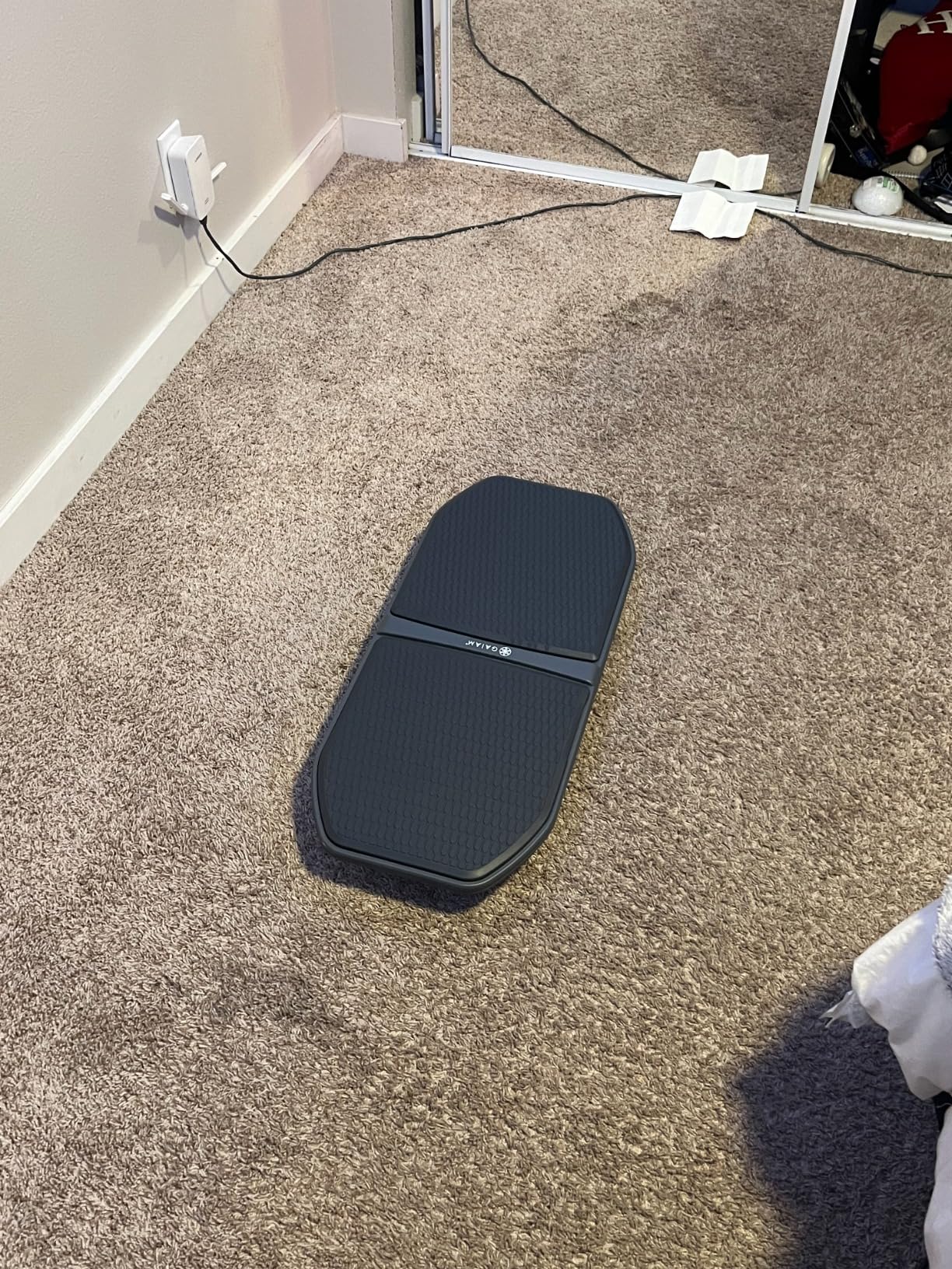 Gaiam Evolve Balance Board Standing Desk, Anti Fatigue Wobble Board for Home Office, Physical Therapy, Exercise Equipment customer photo 1
