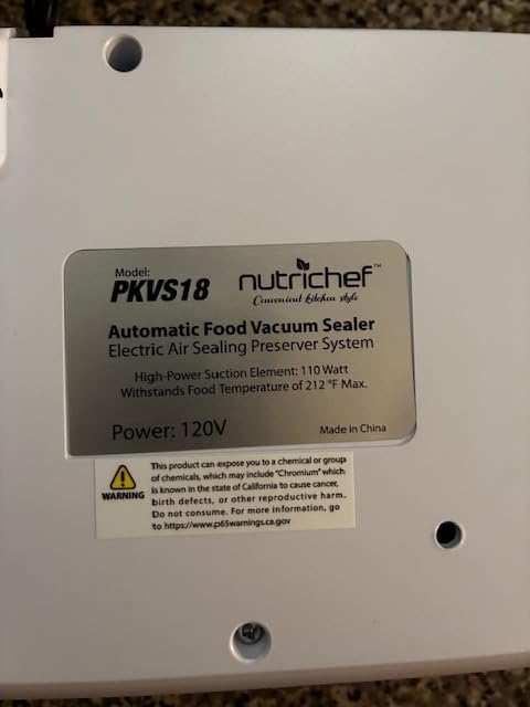 NutriChef Food Vacuum Sealer Machine - Automatic Air Sealing System for Dry & Moist Foods, LED Touch Controls, Includes Vacuum Bags, Hose & Wine Stopper, High Suction Power, Silver customer photo 2