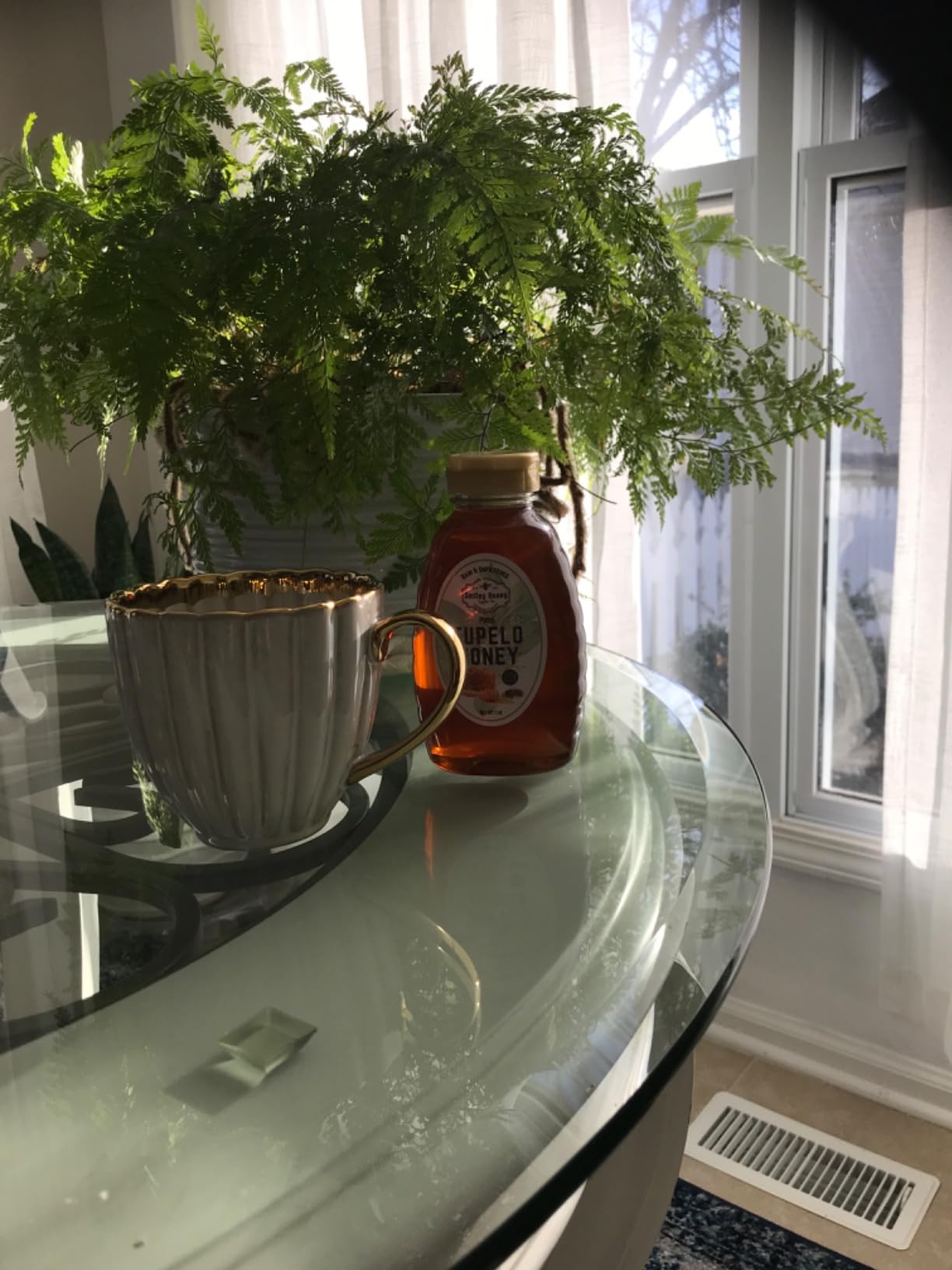 Smiley Honey - 100% Tupelo Honey Raw and Unfiltered (16 oz) customer photo 1