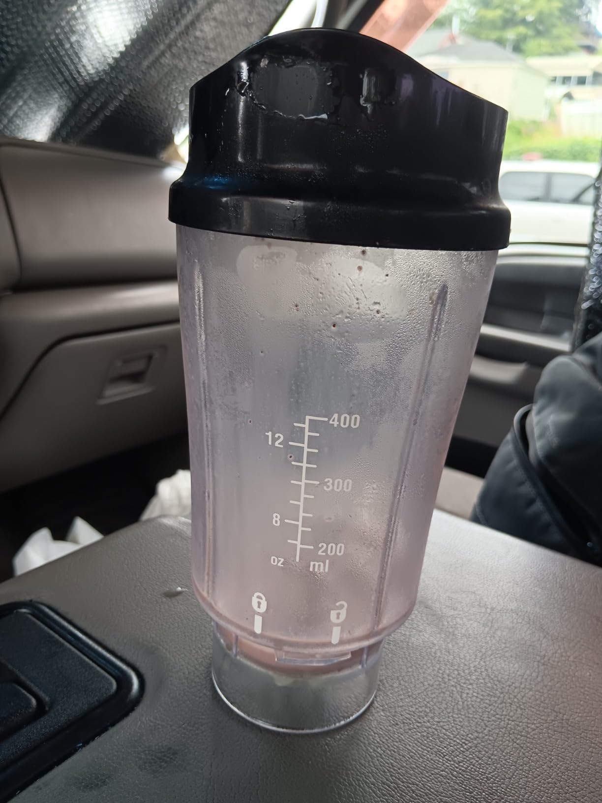 Ascent 100% Whey Protein Powder - Post Workout Whey Protein Isolate, Zero Artificial Flavors & Sweeteners, Gluten Free, 5.5g BCAA, Chocolate 2 lb customer photo 1