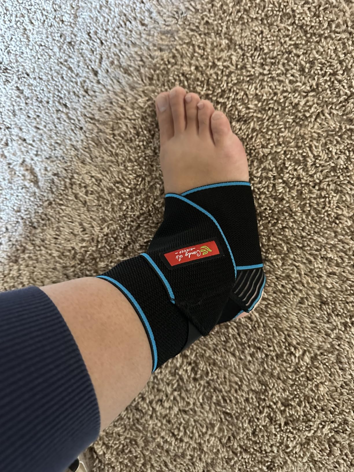Candy Li Ankle Brace for Sprained Ankle, Ankle Support for Women & Men, Adjustable Compression Wrap Breathable Nylon Super Elastic & Comfortable for Sports - Blue customer photo 2