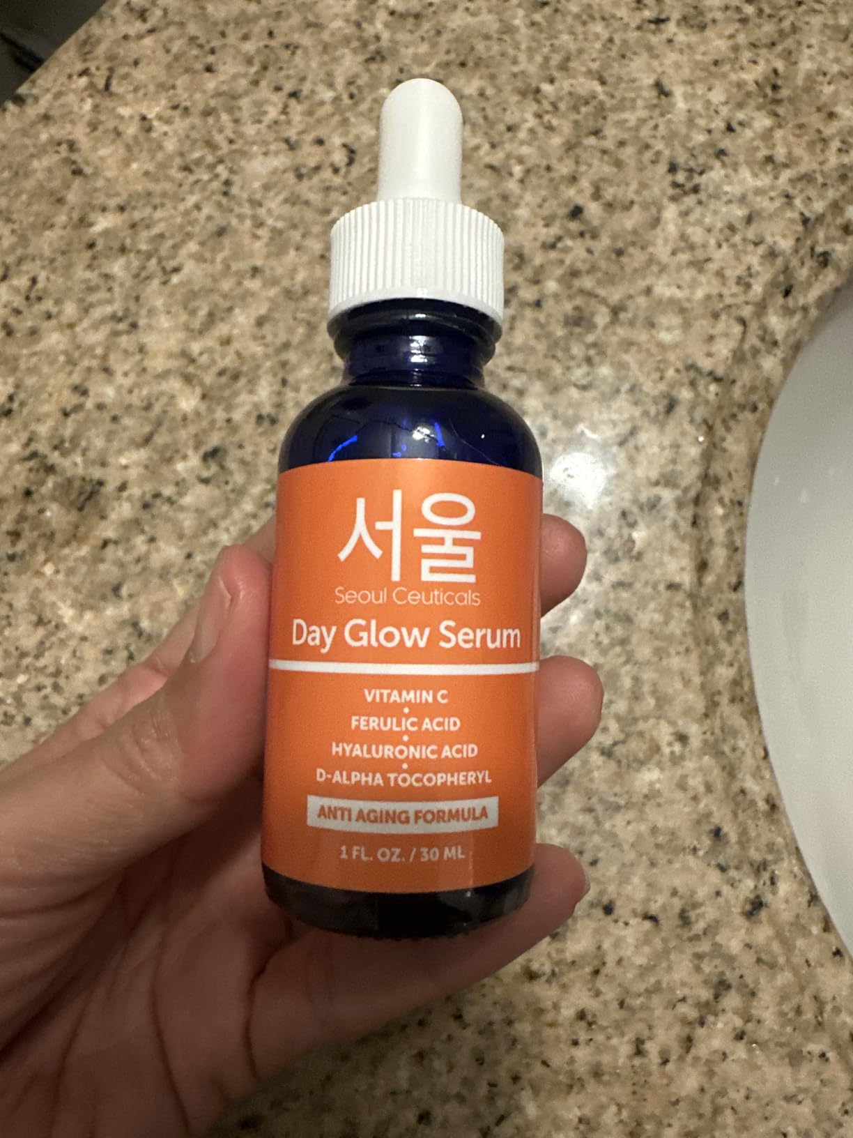 SeoulCeuticals Korean Skin Care Korean- 20% Vitamin C Hyaluronic Acid Serum + CE Ferulic Acid - Potent Anti Aging, Anti Wrinkle Korean Beauty 1oz customer photo 2