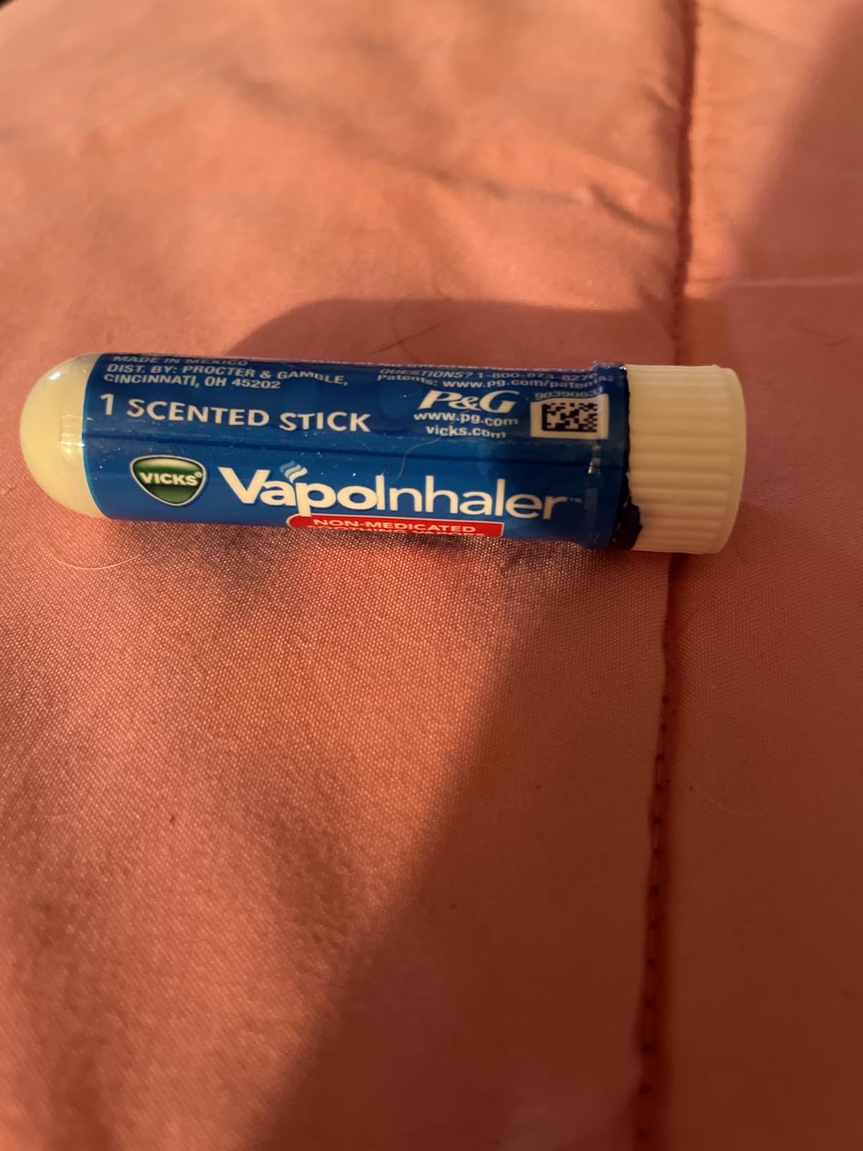 Vicks VapoInhaler, On-the-Go Portable Nasal Inhaler, Non-Medicated, With Refreshing Vicks Vapors, Menthol Scent, 2 Scented Sticks customer photo 2