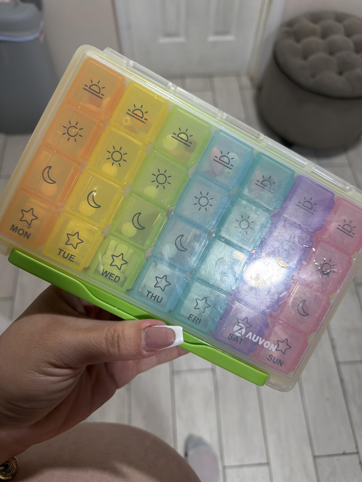 AUVON iMedassist Moisture-Proof Weekly Pill Organizer 4 Times a Day, Large 7 Day Pill Box Case with Portable Design for Travel, Removable Individual Containers Hold Vitamins, Supplements, Medications customer photo 1