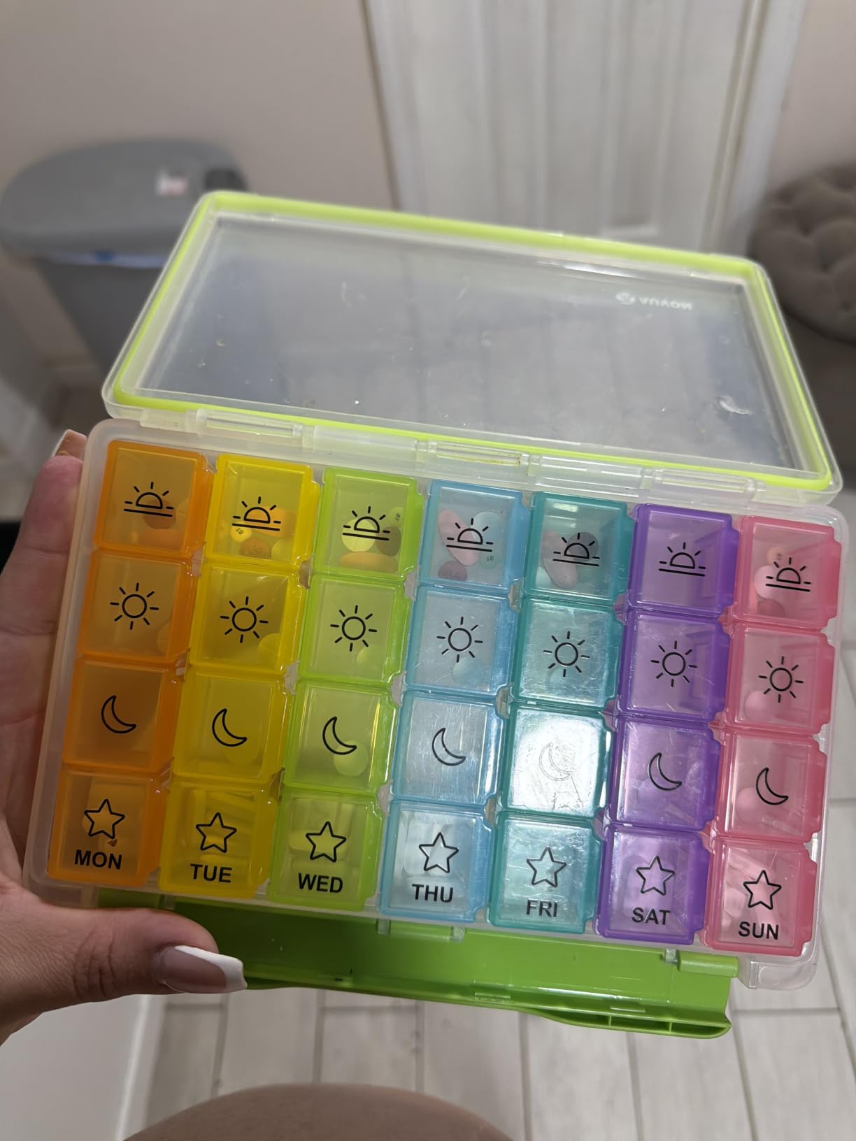 AUVON iMedassist Moisture-Proof Weekly Pill Organizer 4 Times a Day, Large 7 Day Pill Box Case with Portable Design for Travel, Removable Individual Containers Hold Vitamins, Supplements, Medications customer photo 2