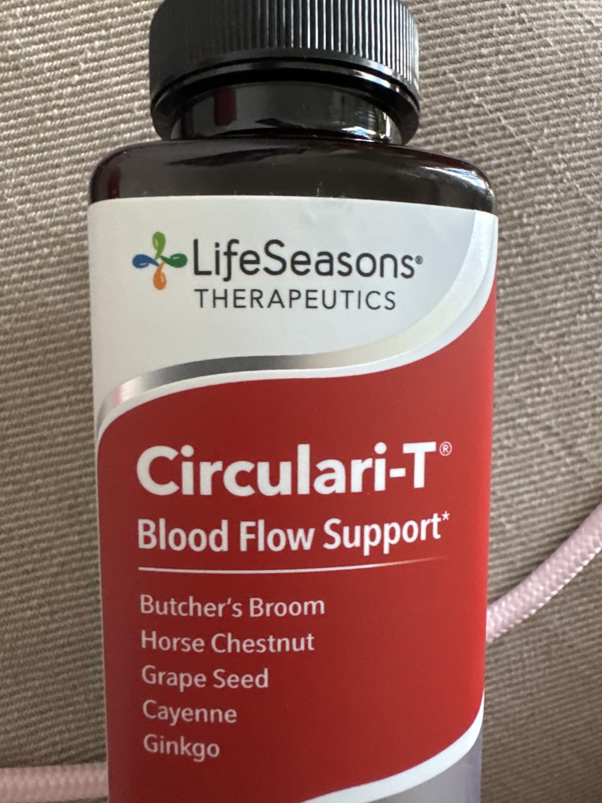 LifeSeasons Circulari-T - Blood Circulation Supplement - Supports Artery, Capillary & Vein Health - Butcher's Broom, Ginkgo, Cayenne, Grape Seed & Horse Chestnut - 90 Capsules customer photo 1