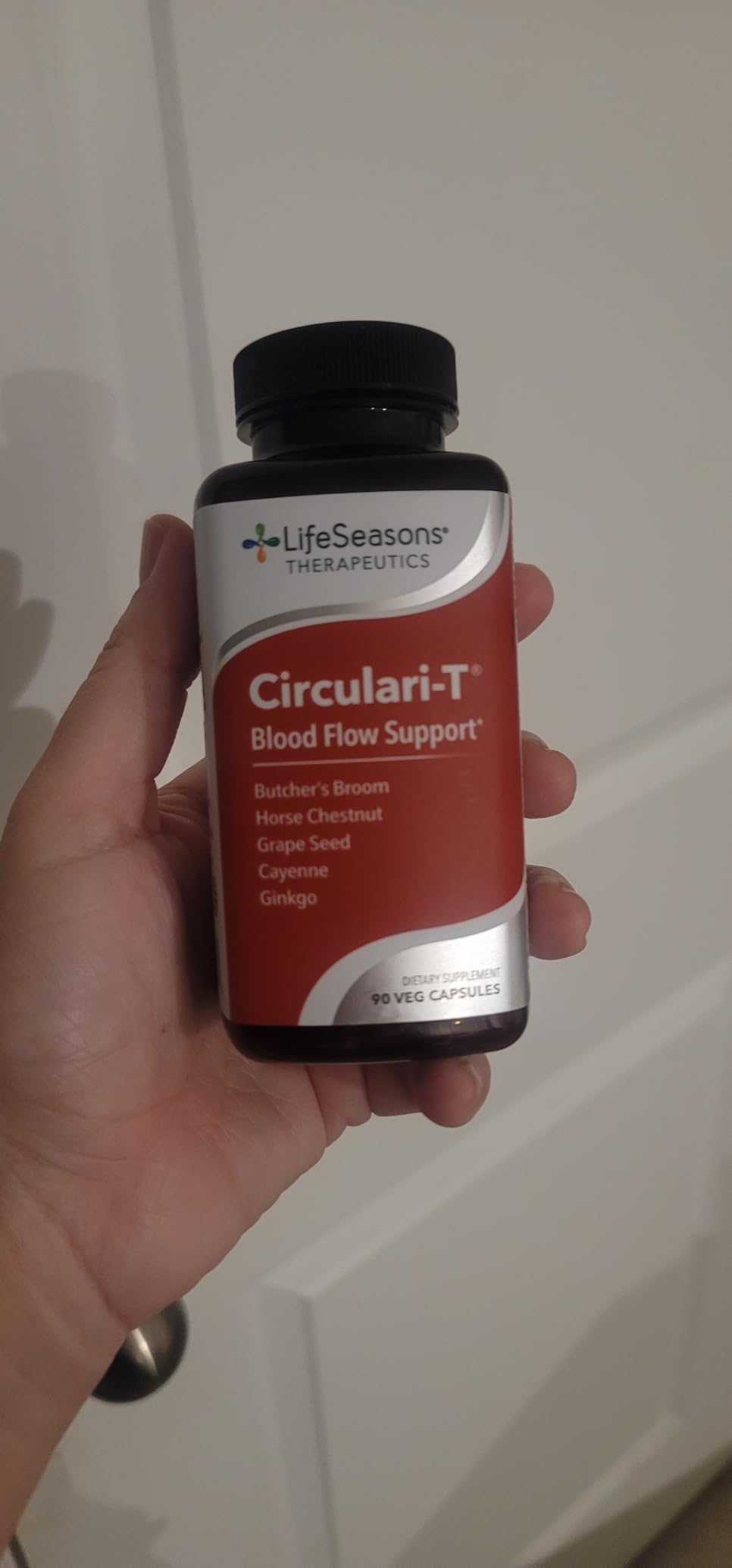 LifeSeasons Circulari-T - Blood Circulation Supplement - Supports Artery, Capillary & Vein Health - Butcher's Broom, Ginkgo, Cayenne, Grape Seed & Horse Chestnut - 90 Capsules customer photo 2