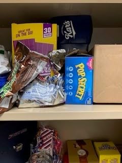 Kar's Nuts Sweet 'N Salty Trail Mix, 34 oz Resealable Pouch, Gluten-Free Trail Mix Snack customer photo 1