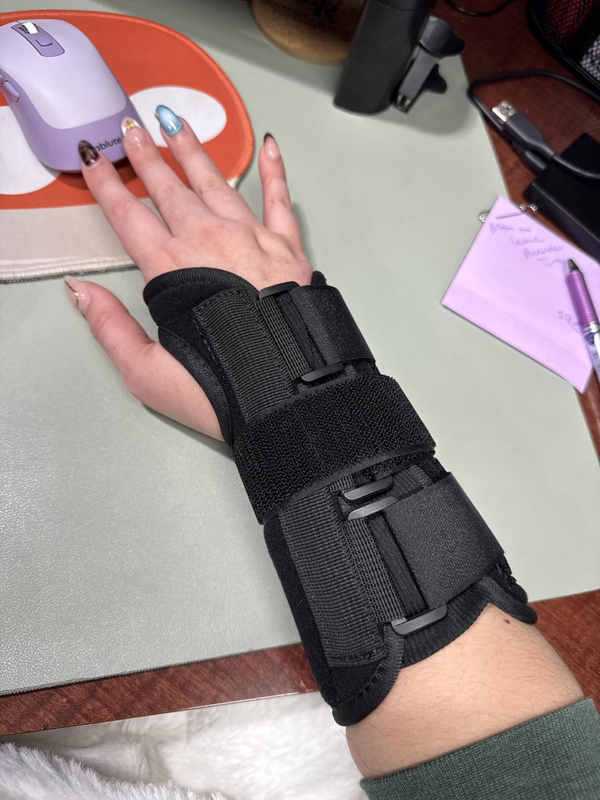 FEATOL Wrist Brace Hand Brace, Carpal Tunnel Wrist Splint Night Support for Women Men, Pain Relief Support - Tendonitis, Arthritis, Sprain, Right Hand, Small/Medium customer photo 1