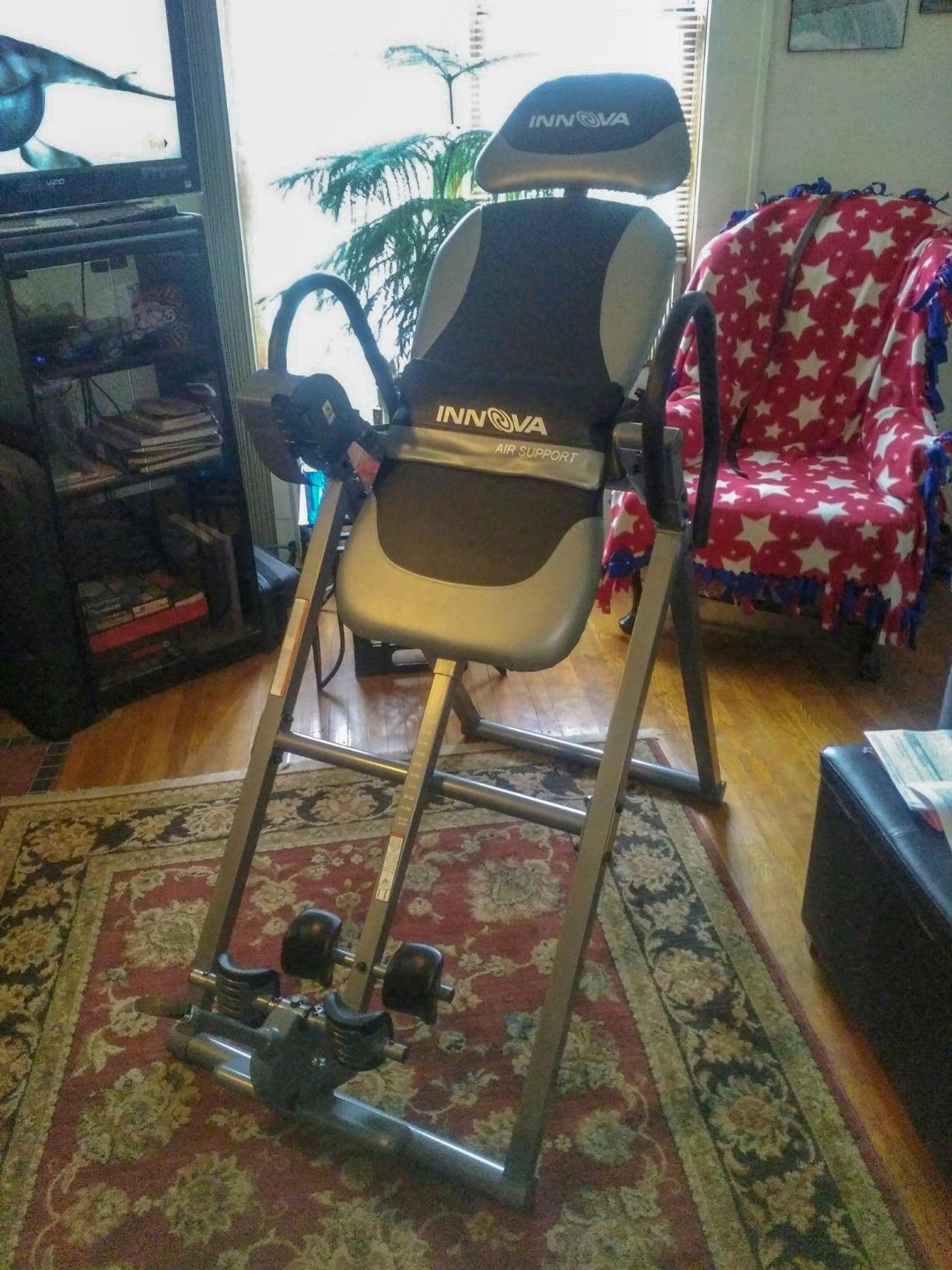 Innova ITX9900 Inversion Table with Air Lumbar Support, Black/Gray customer photo 2