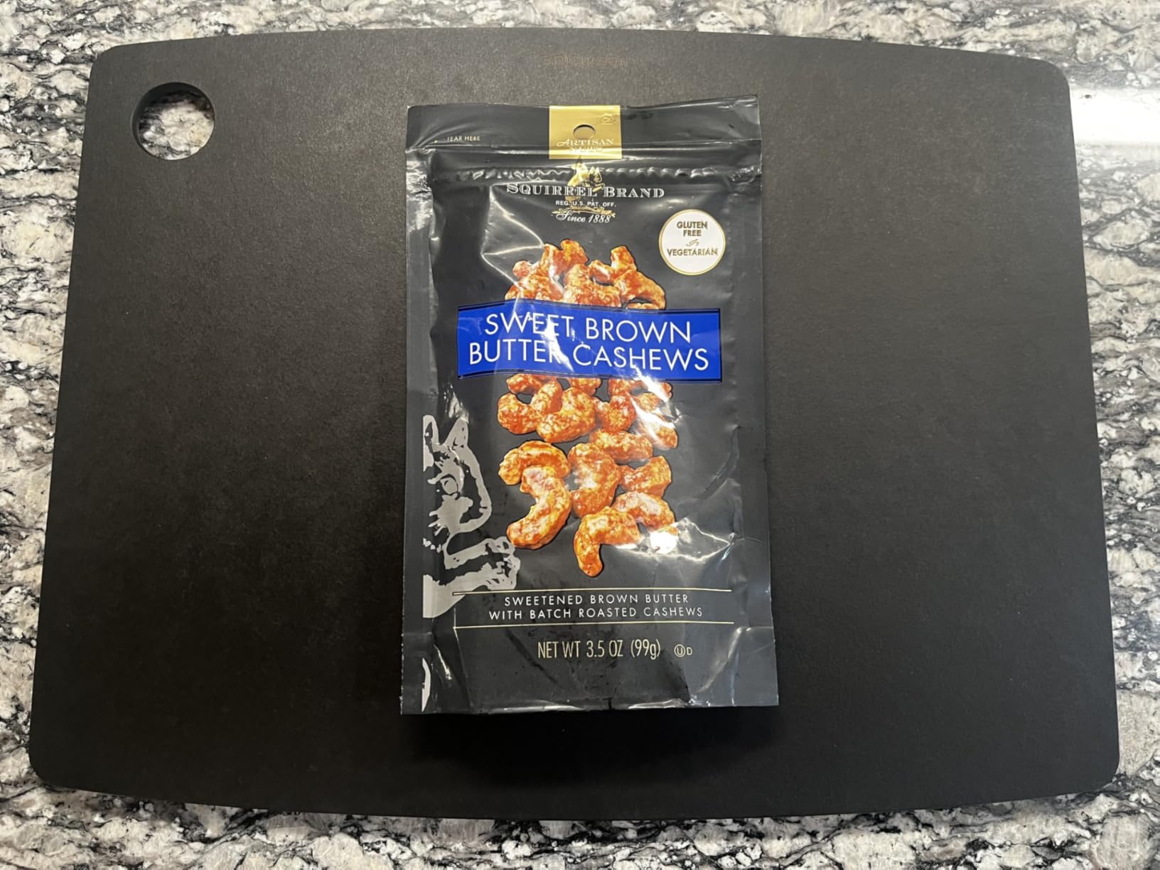 Squirrel Brand Sweet Brown Butter Cashews, 3.5 oz Resealable Bag, Gourmet Flavored Cashews Nuts, Gluten Free, Vegetarian customer photo 1