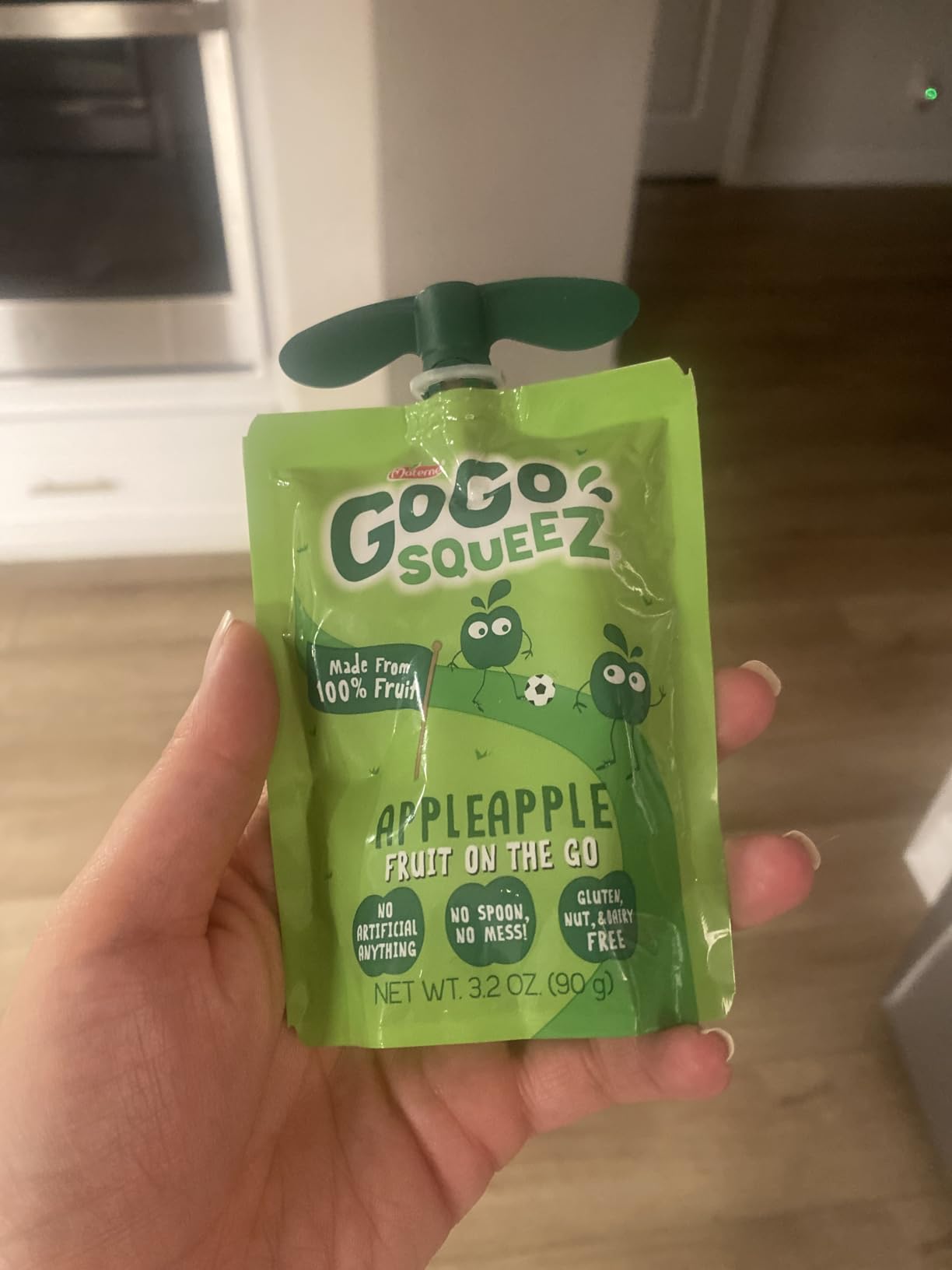 GoGo squeeZ No Sugar Added Organic Applesauce and Fruit Puree, Variety Pack, Apple, Strawberry & Banana, 3.2 oz Pouches (Pack of 12) customer photo 1
