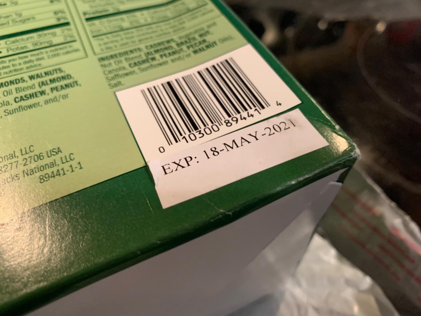 Emerald Nuts Mixed Nuts Variety Pack 18ct, 100-Calorie Individual Packs, Dry Roasted Almonds, Natural Almonds & Walnuts, and Roasted & Salted Cashews customer photo 1
