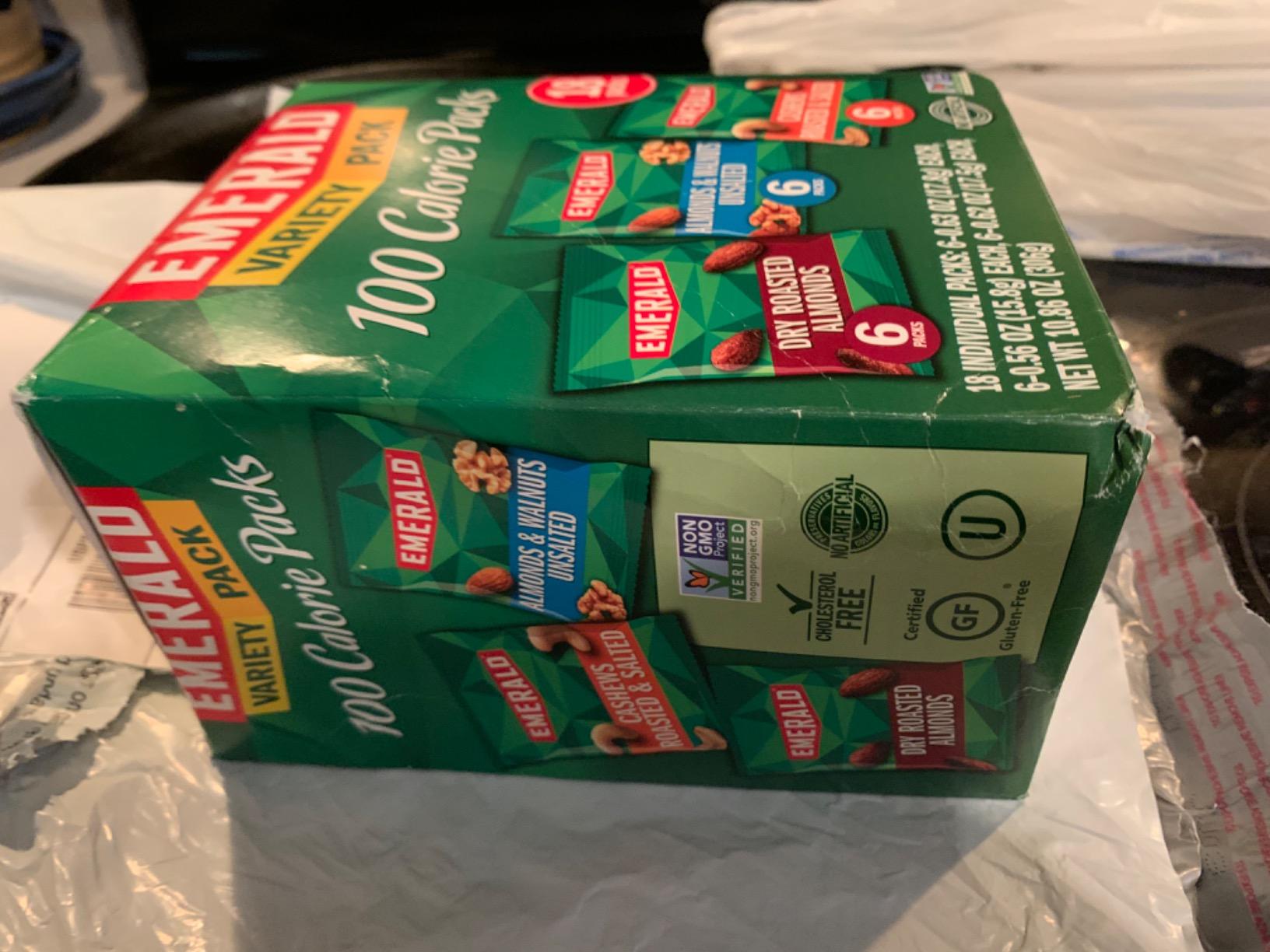 Emerald Nuts Mixed Nuts Variety Pack 18ct, 100-Calorie Individual Packs, Dry Roasted Almonds, Natural Almonds & Walnuts, and Roasted & Salted Cashews customer photo 2