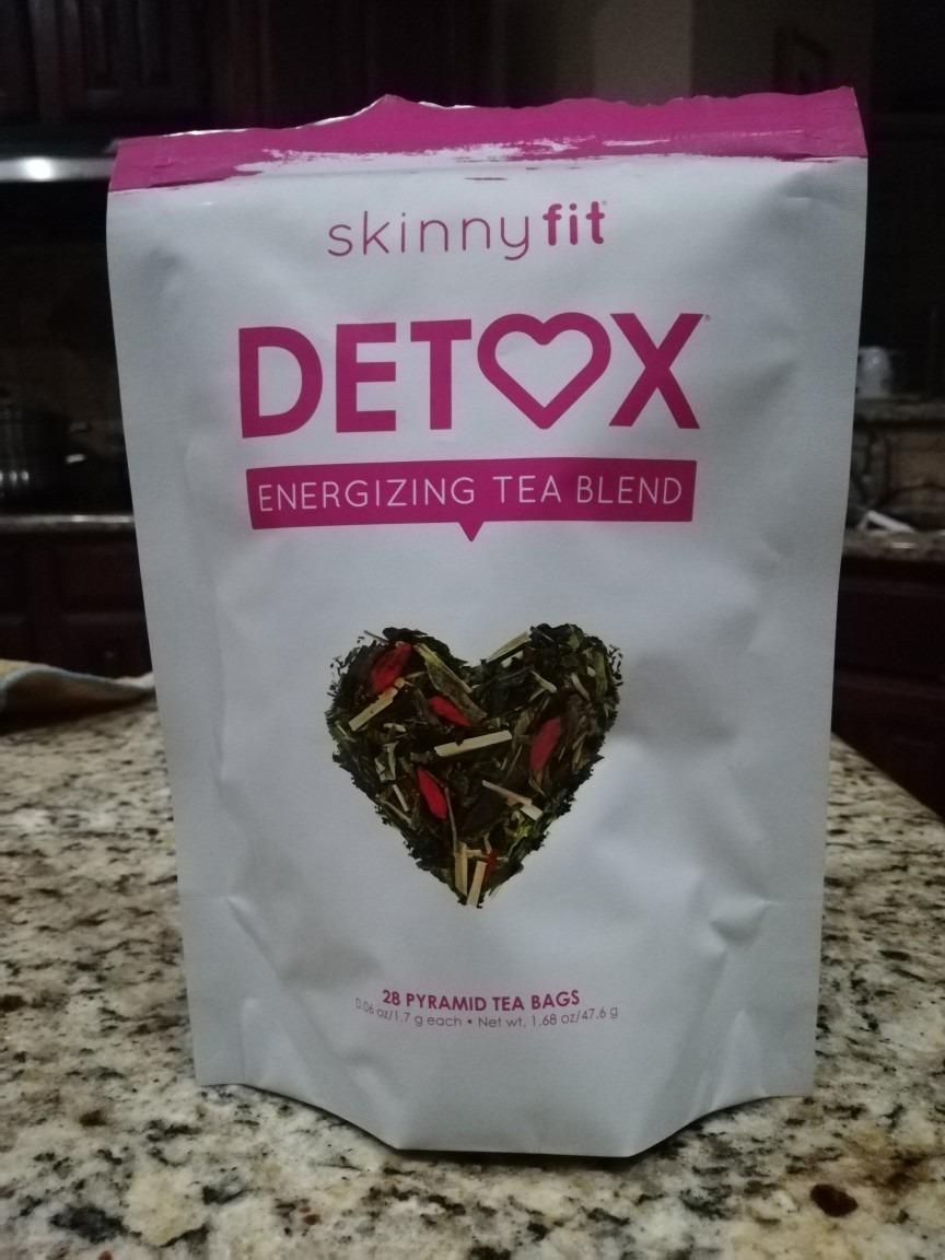 SkinnyFit Detox Tea: All-Natural, Laxative-Free, Supports A Healthy Weight, Helps Reduce Bloating, Natural Energy, Vegan, 28 Servings customer photo 1