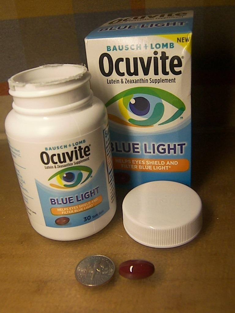 Ocuvite Blue Light Lutein & Zeaxanthin Supplement, Eye Vitamin for Eye Strain, Vision & Ocular Health Support, Softgels for Screen & Sunlight Exposure, 30 Softgels customer photo 1
