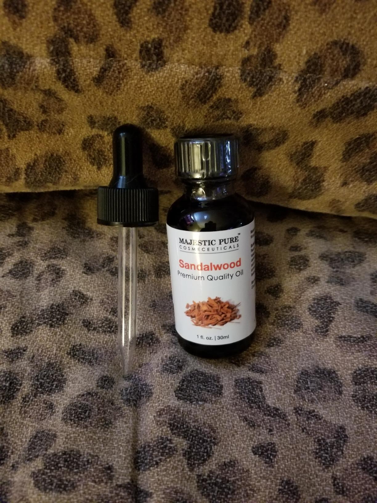 Majestic Pure Essential Oil with Glass Dropper - 100% Pure and Natural - Essential Oils for Diffuser, Aromatherapy, Soap and Candle Making, Sandalwood Essential Oil, Sandalwood Oil, 1 Fl Oz customer photo 2