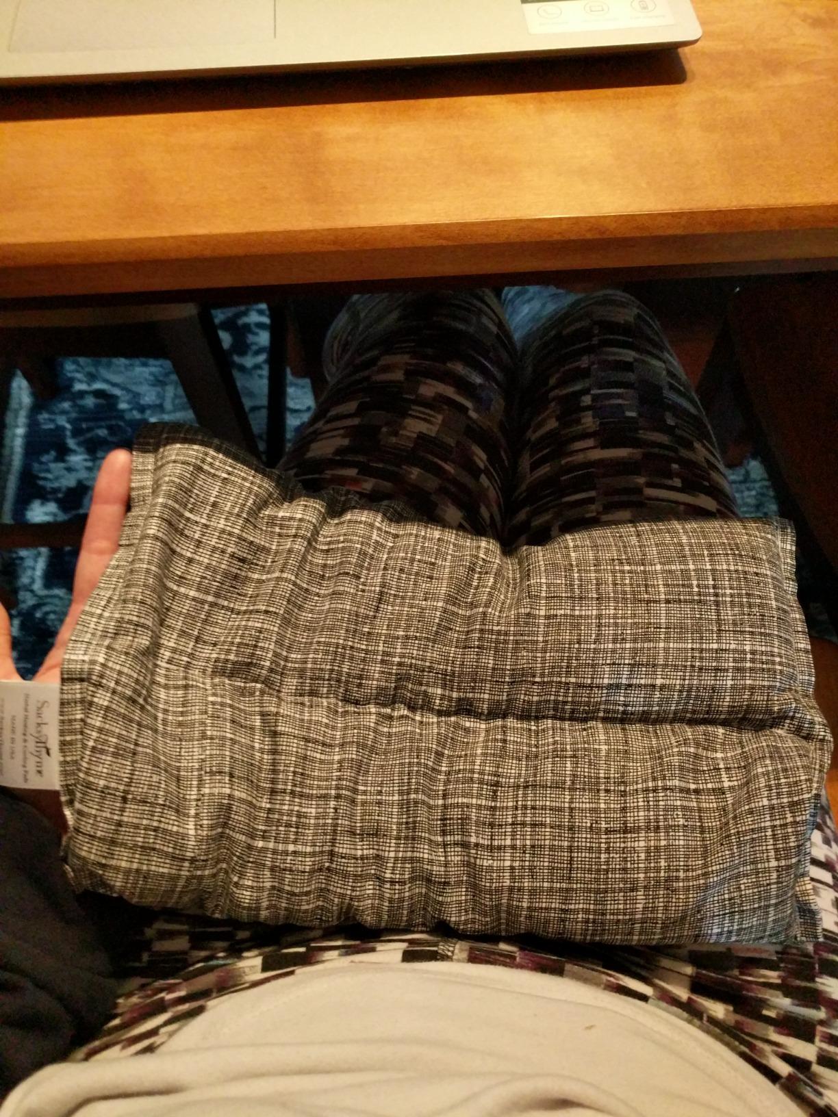 SacksyThyme Microwave Heating Pad for Pain Relief, Flaxseed & Cherry Pit Herbal Heating Pad, Hot Cold Therapy (Grey) customer photo 2