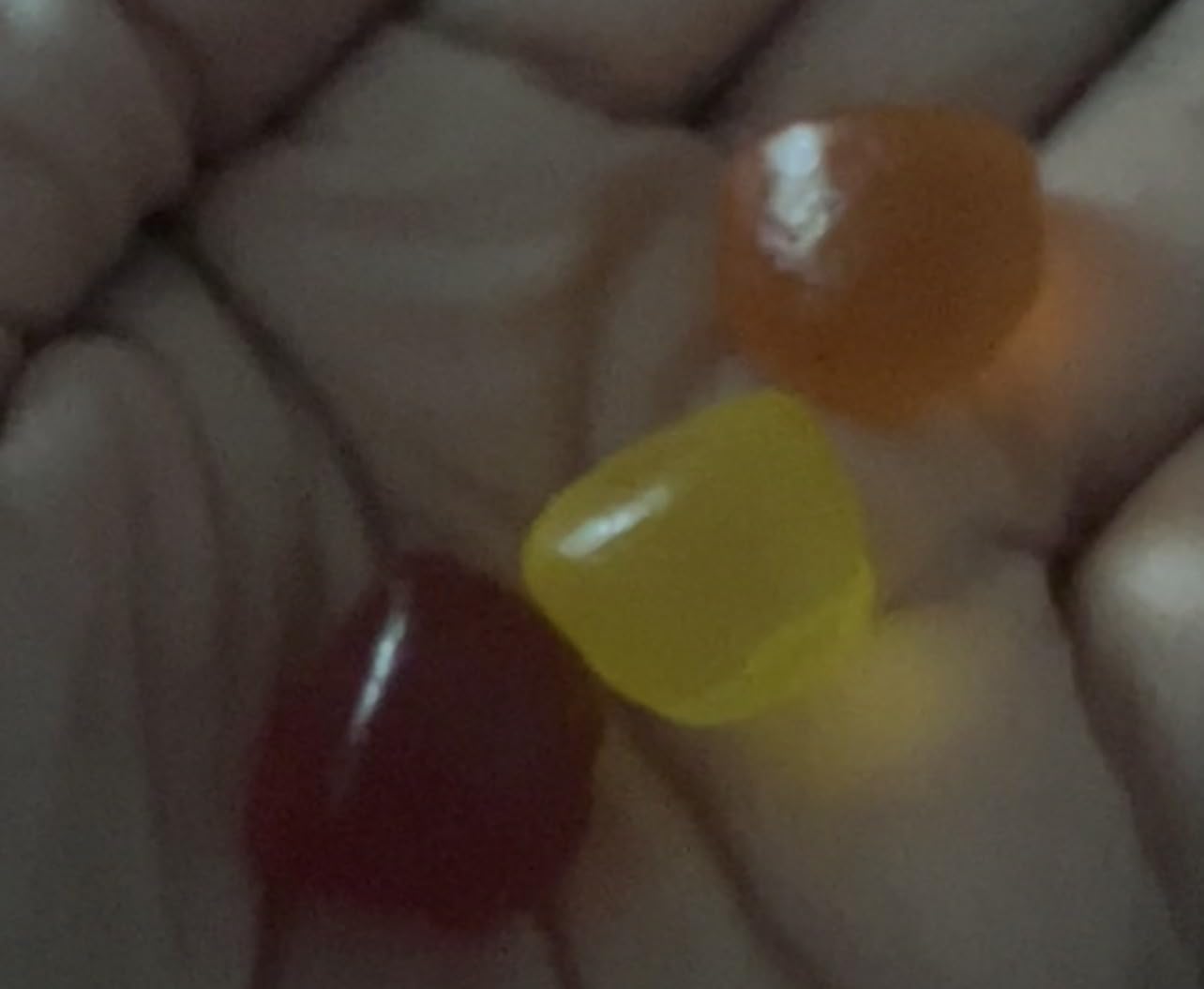 Amazon Basics Soft Fiber Gummies for Digestive Health and Regularity, Orange, Lemon & Strawberry Flavors, 90 Count, Pack of 1 (Previously Solimo) customer photo 2