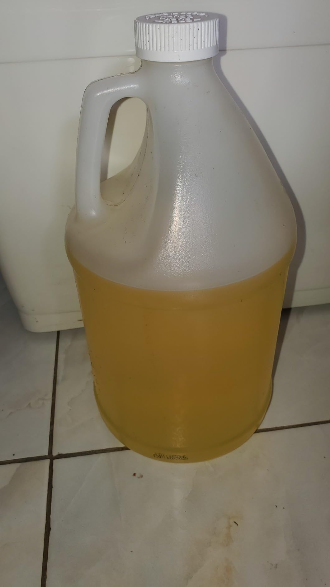 Sweet Almond Oil Gallon - 100% Pure Carrier for Massage, Diluting Essential Oils, Aromatherapy, Hair & Skin Care Benefits, Moisturizer & Softener - by Nature's Oil. customer photo 2