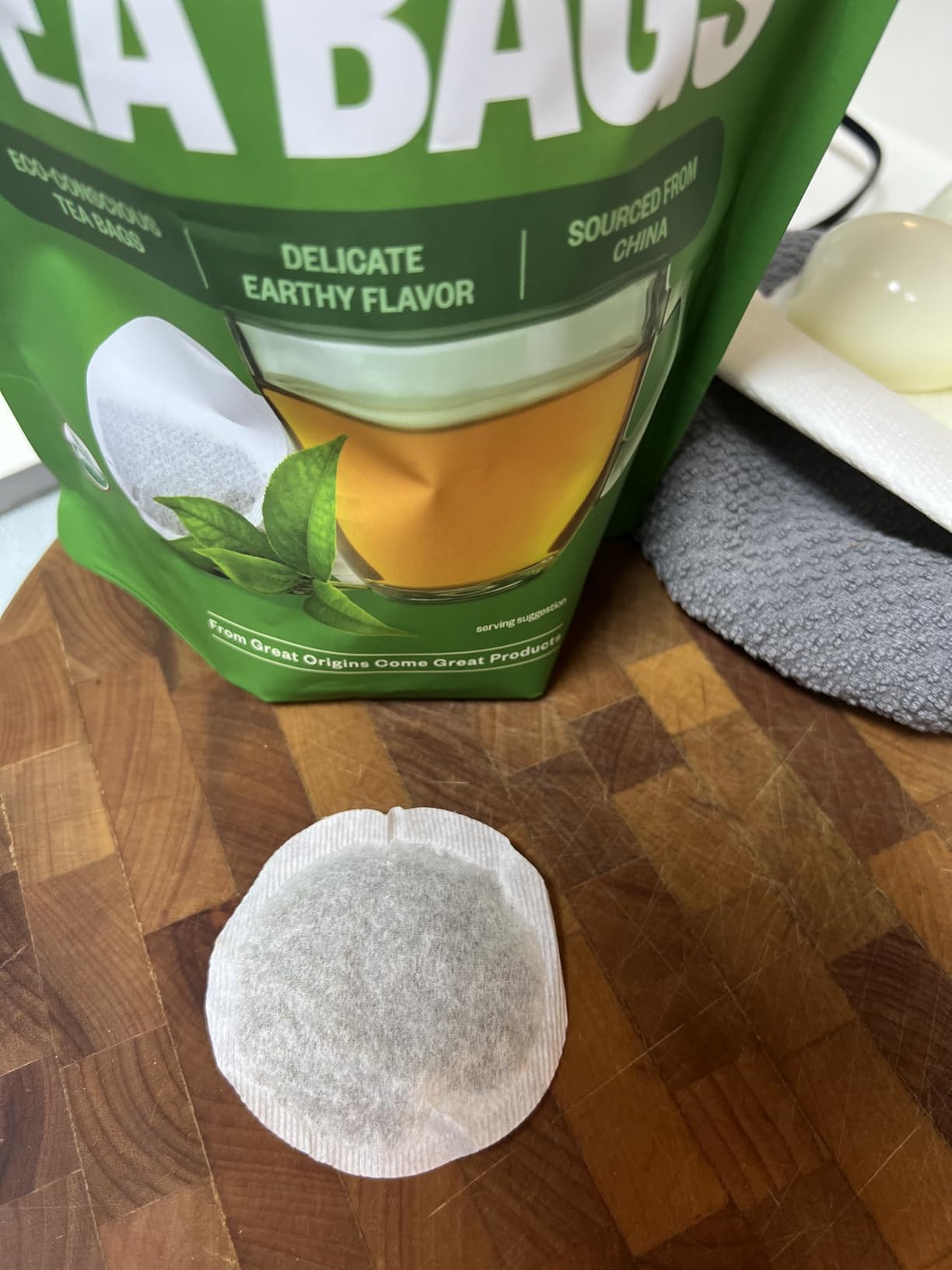 FGO Organic Green Tea, 100 Count Eco-Conscious Tea Bags, Caffeinated, Resealable Pouch, Packaging May Vary (Pack of 1) customer photo 1